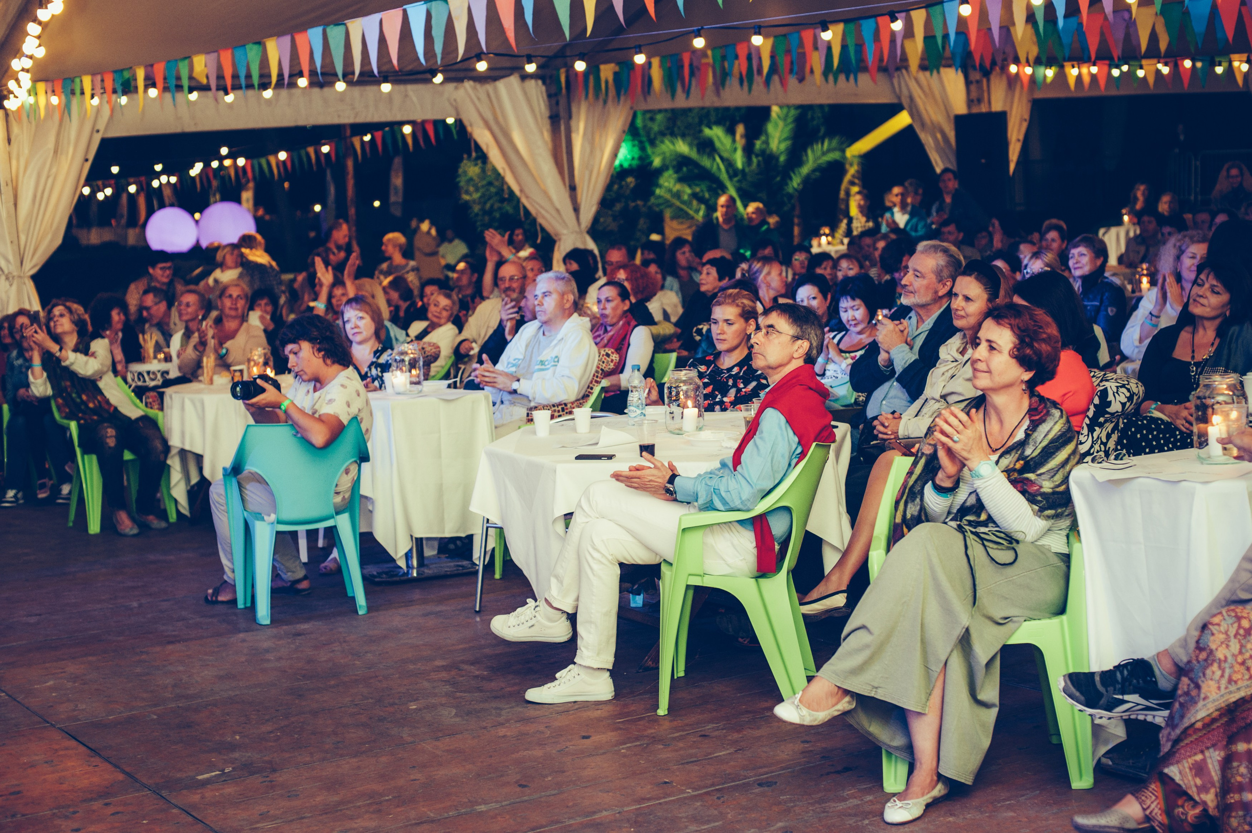Концерт Варвары Визбор. Фотограф Елена Снегирева. Семейный фотограф в Москве Елена Снегирева