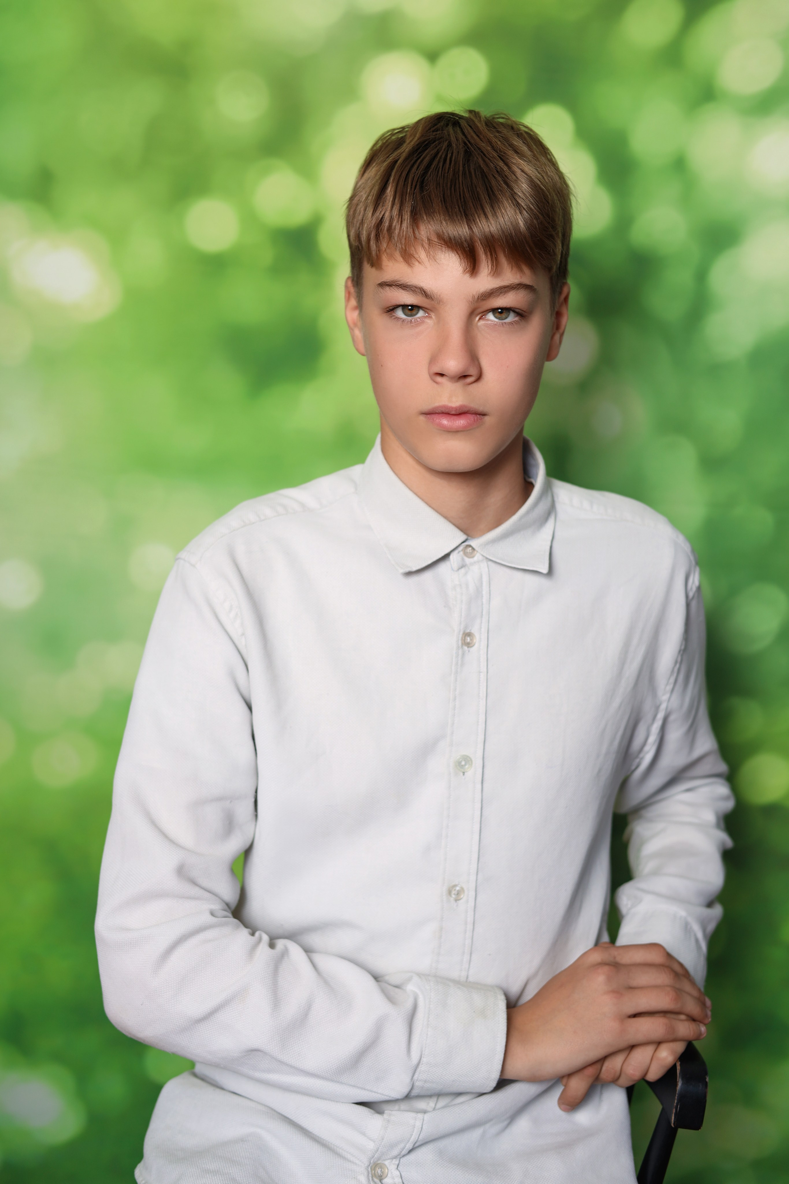 Фон Зеленый. Фотостудия «Стремянка».Фотосессии в детских садах и школах