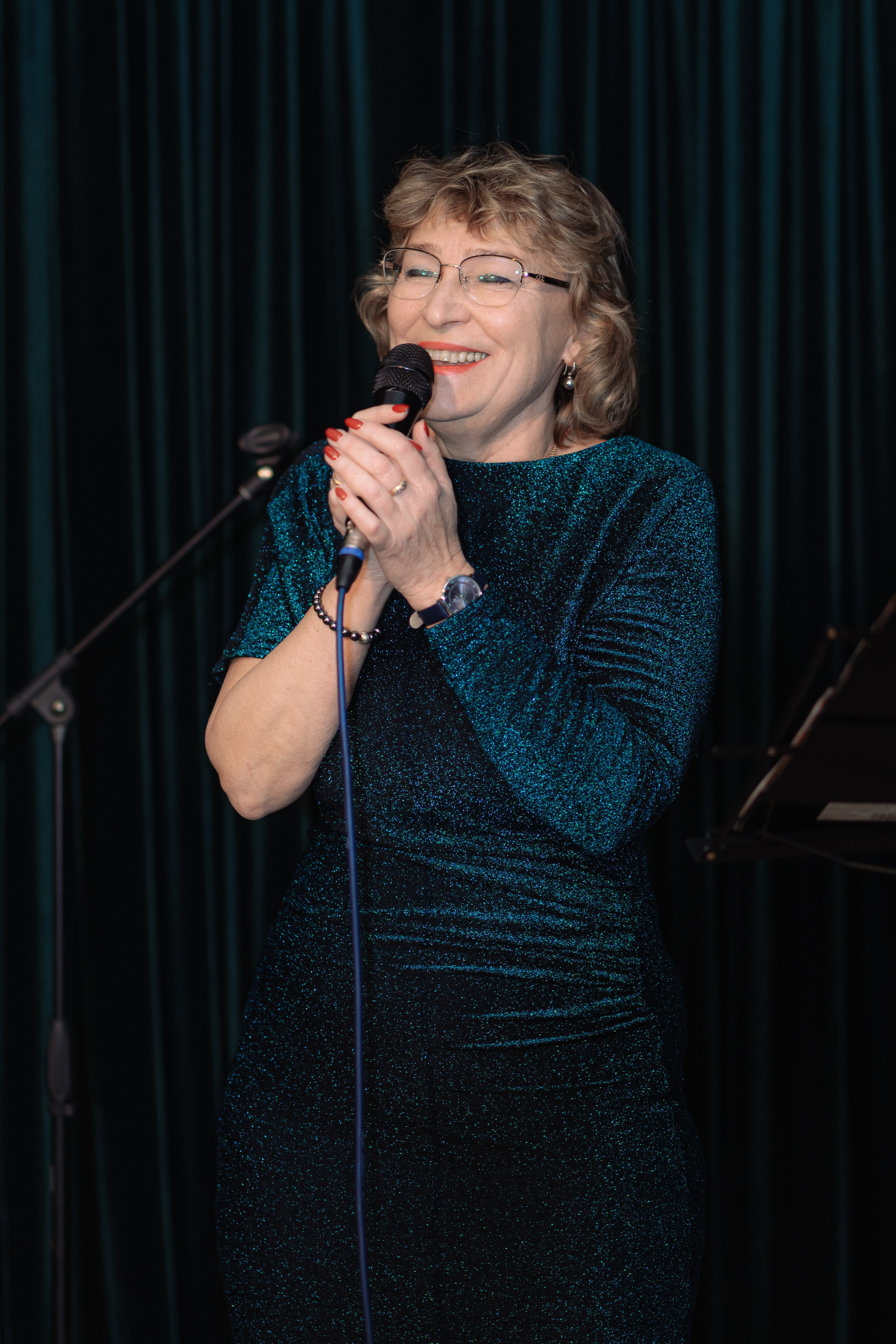 Концерт в В Душе Баре 🎙️ Педагог по вокалу СПб | Екатерина Манаева. Репортажный фотограф в Санкт-Петербурге Никита Лу