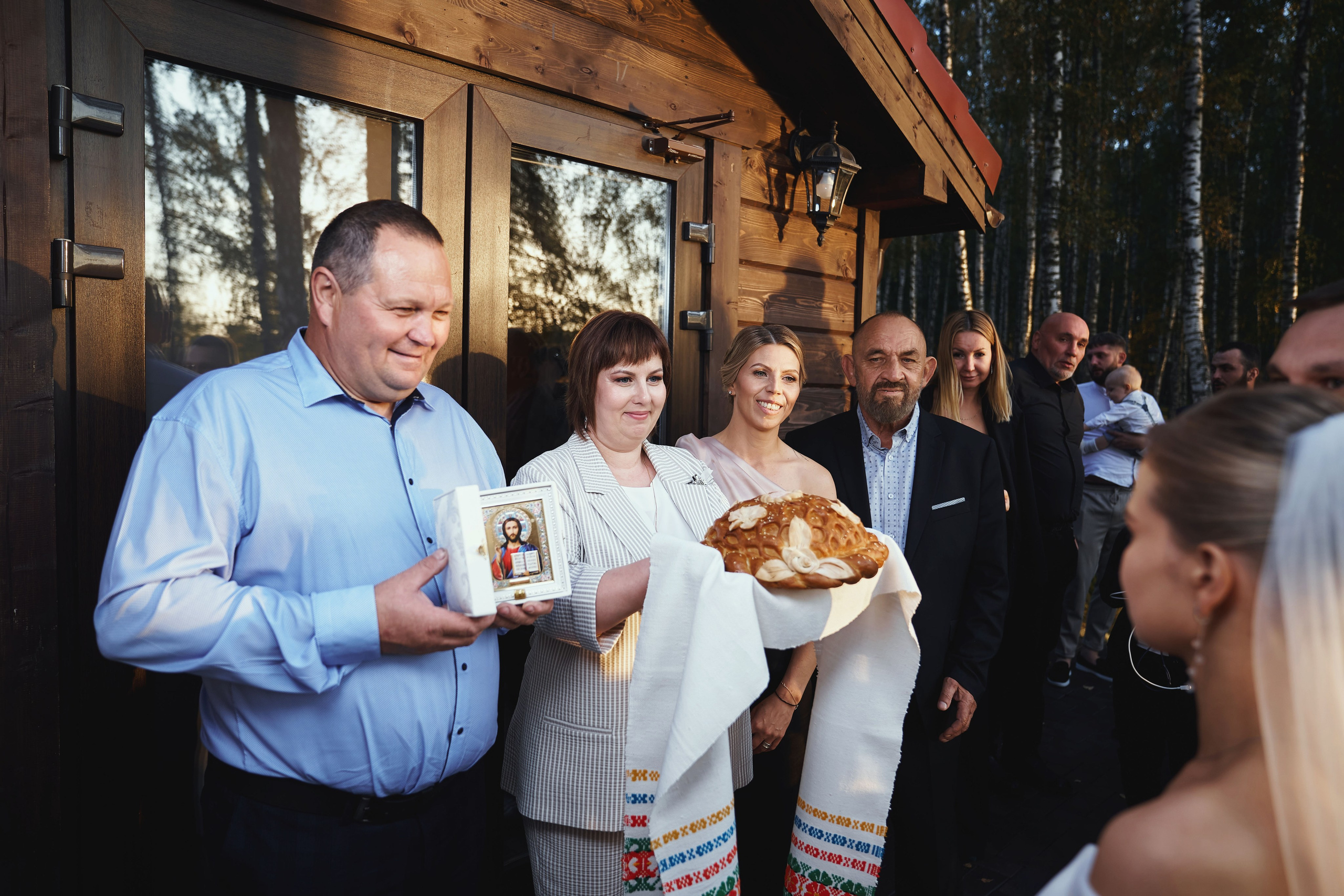 Свадьба Николая и Ирины в Золотом сазане, большая беседка