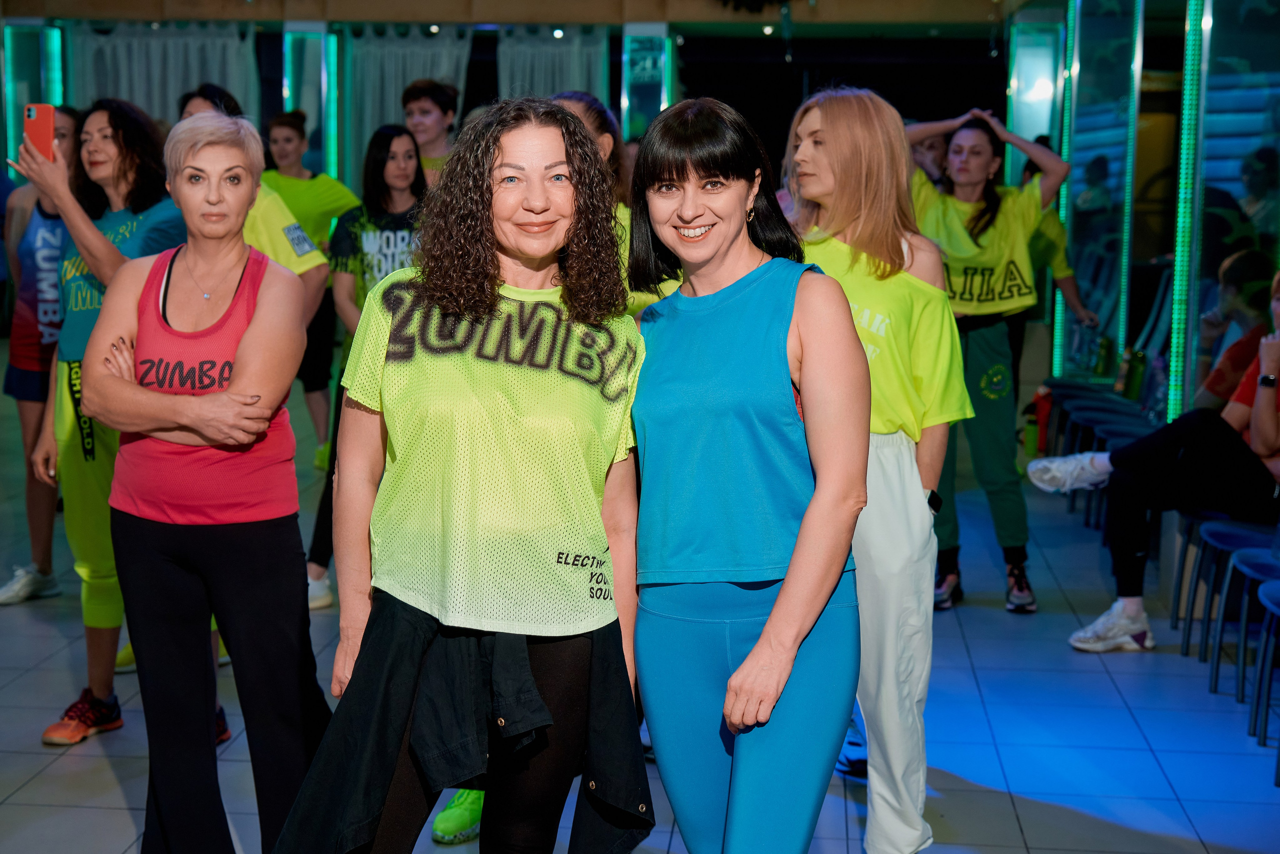 Благотворительная тренировка ЗУМБА. Арт-кафе «Чайка». Фотограф Таганрог Анна Трайжон