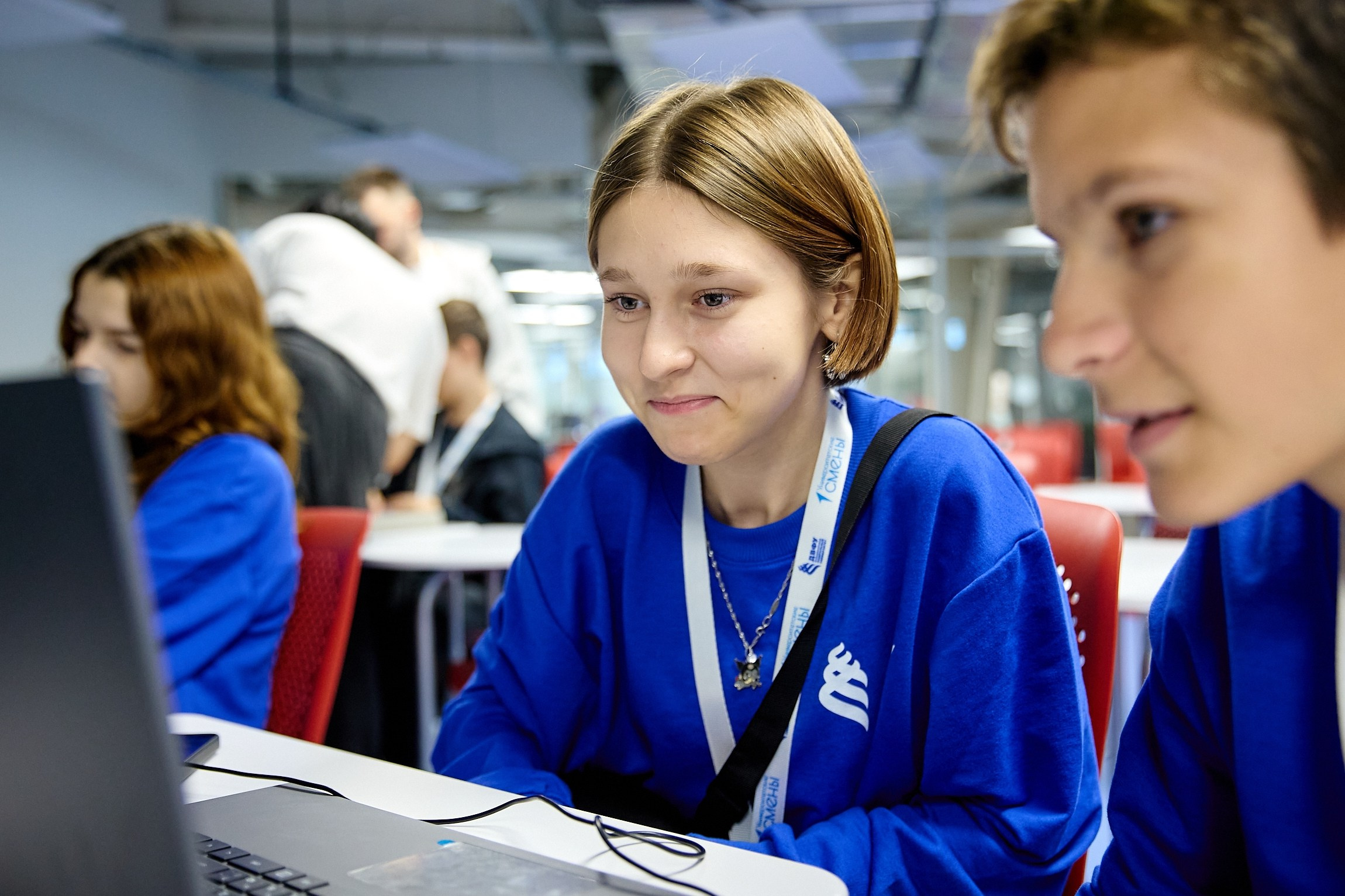 Университетские смены 2025. Репортажный и студийный фотограф во Владивостоке Дударева Софья