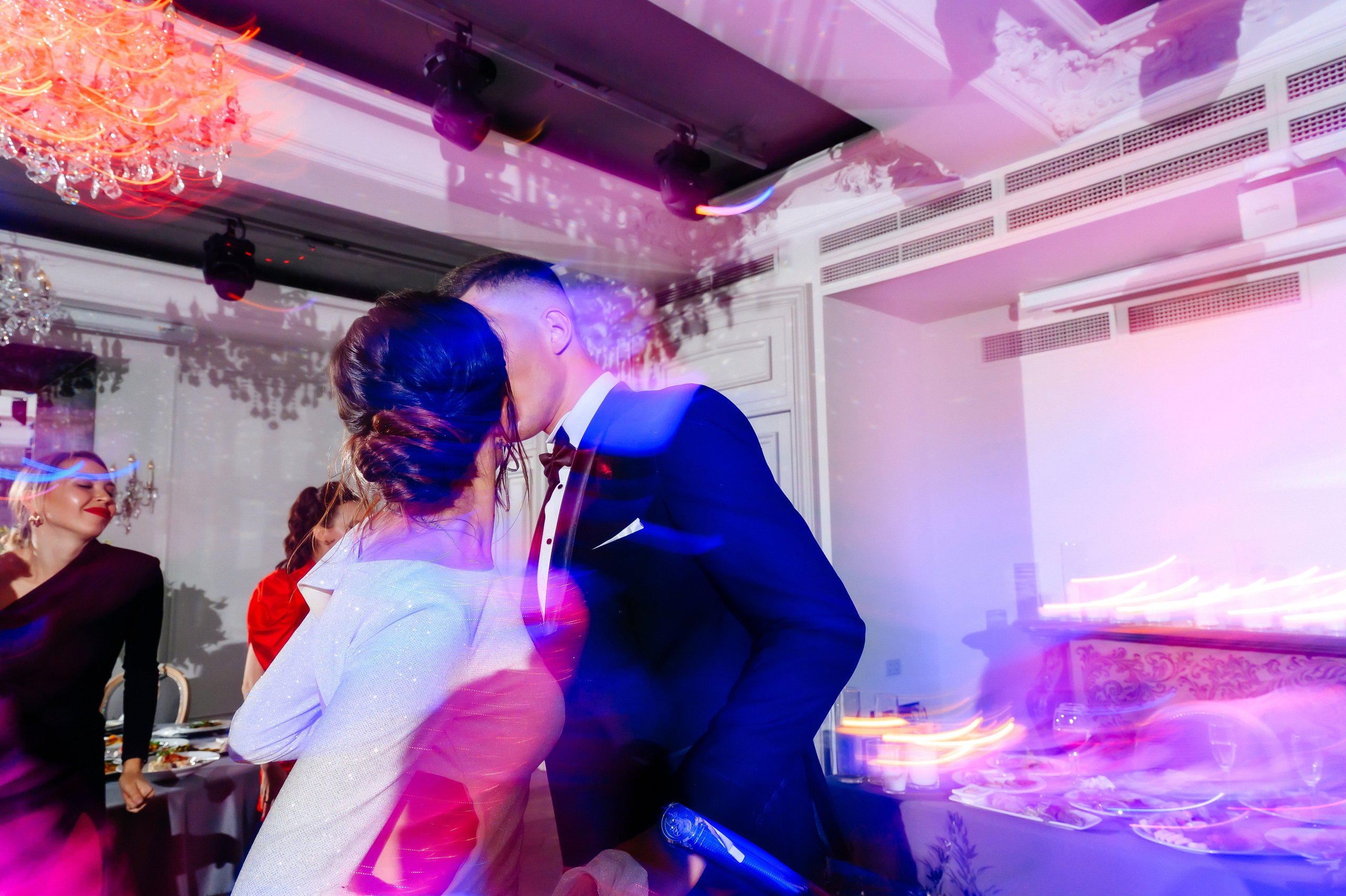 Тома и Антон. Свадебный видеограф в Москве Никонова Анна