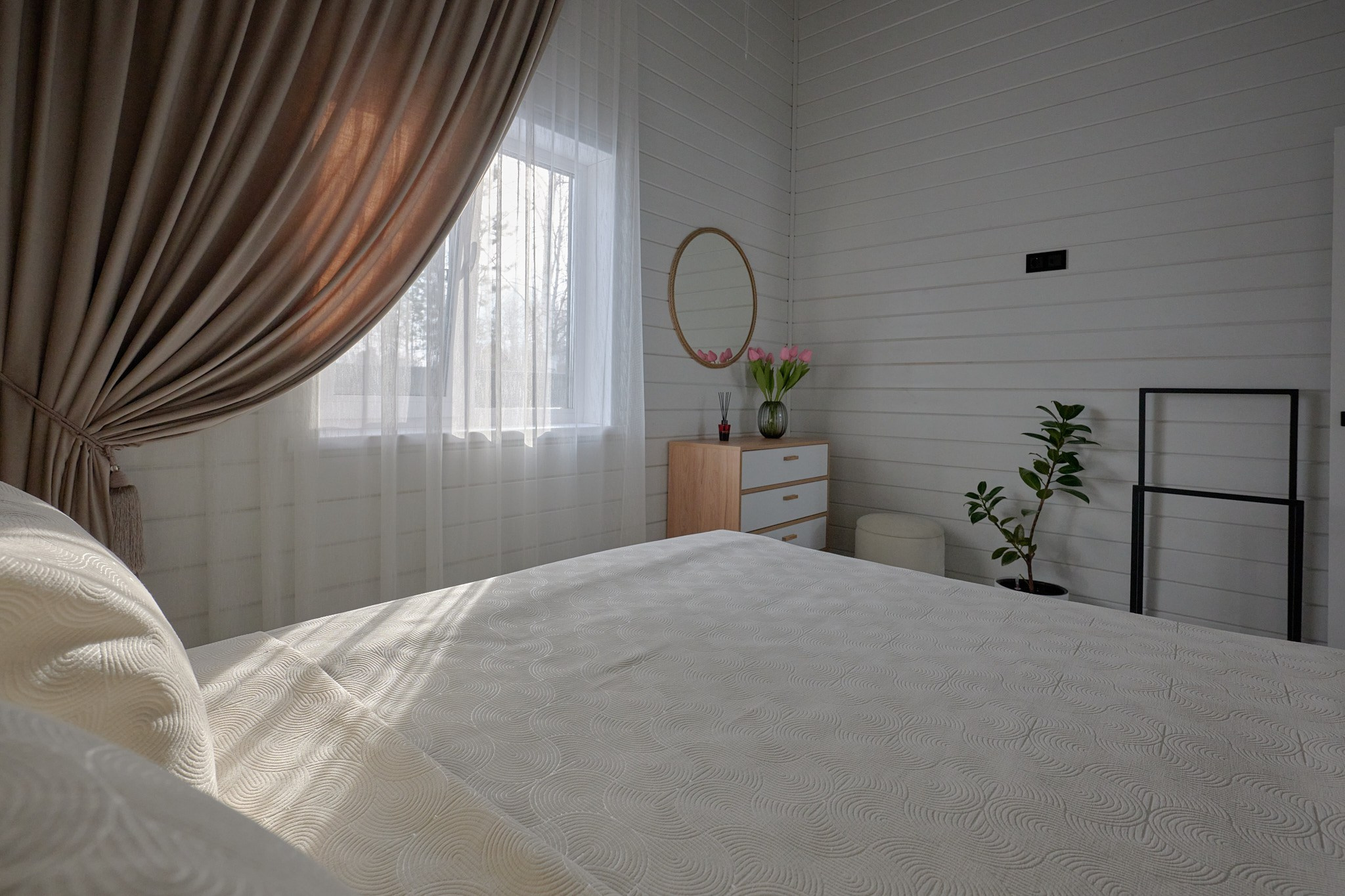 Интерьерная съемка в Сургуте. Студия по производству фото- и видео-контента «АППЕРТУРА»