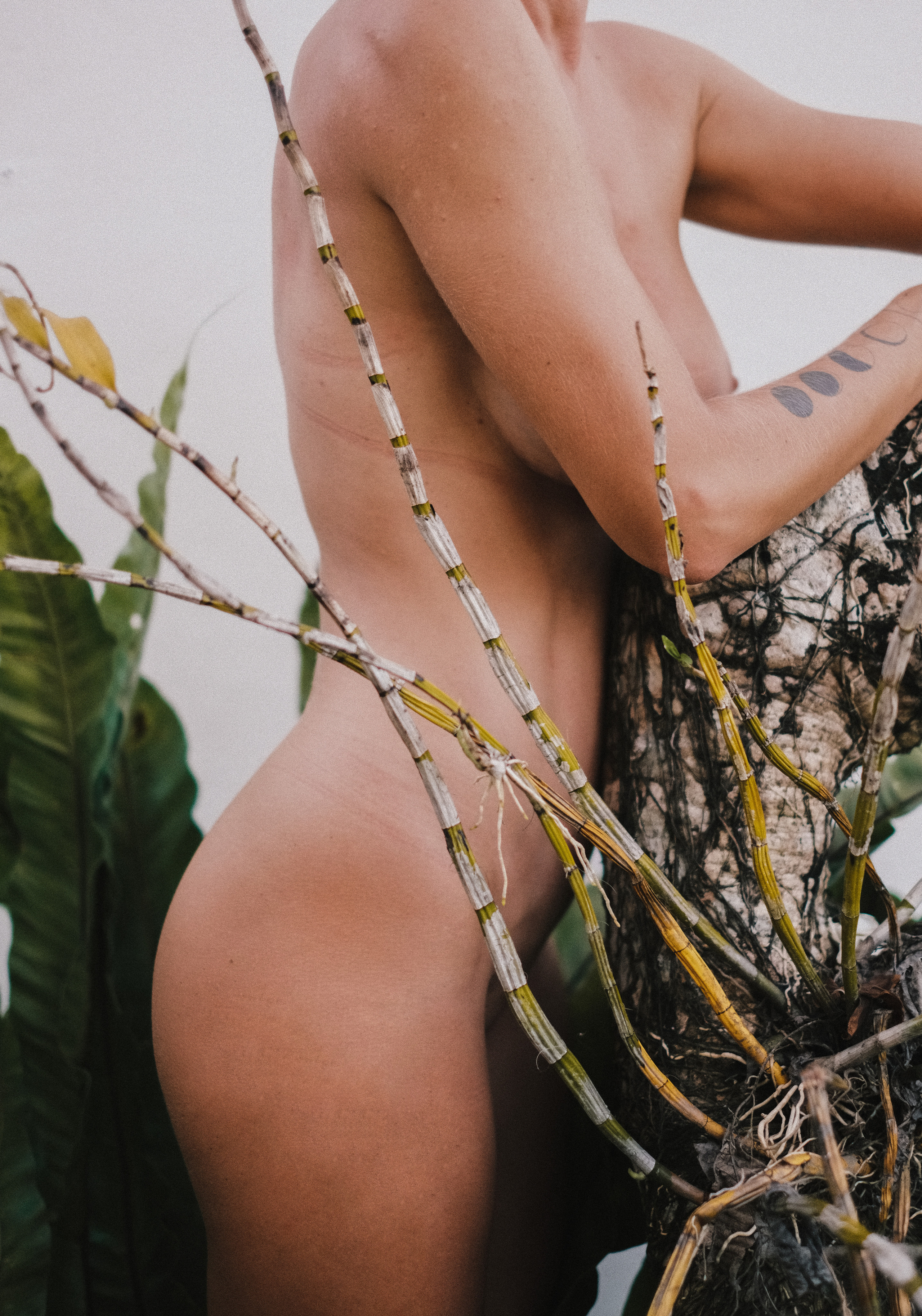 Naked. Фотограф