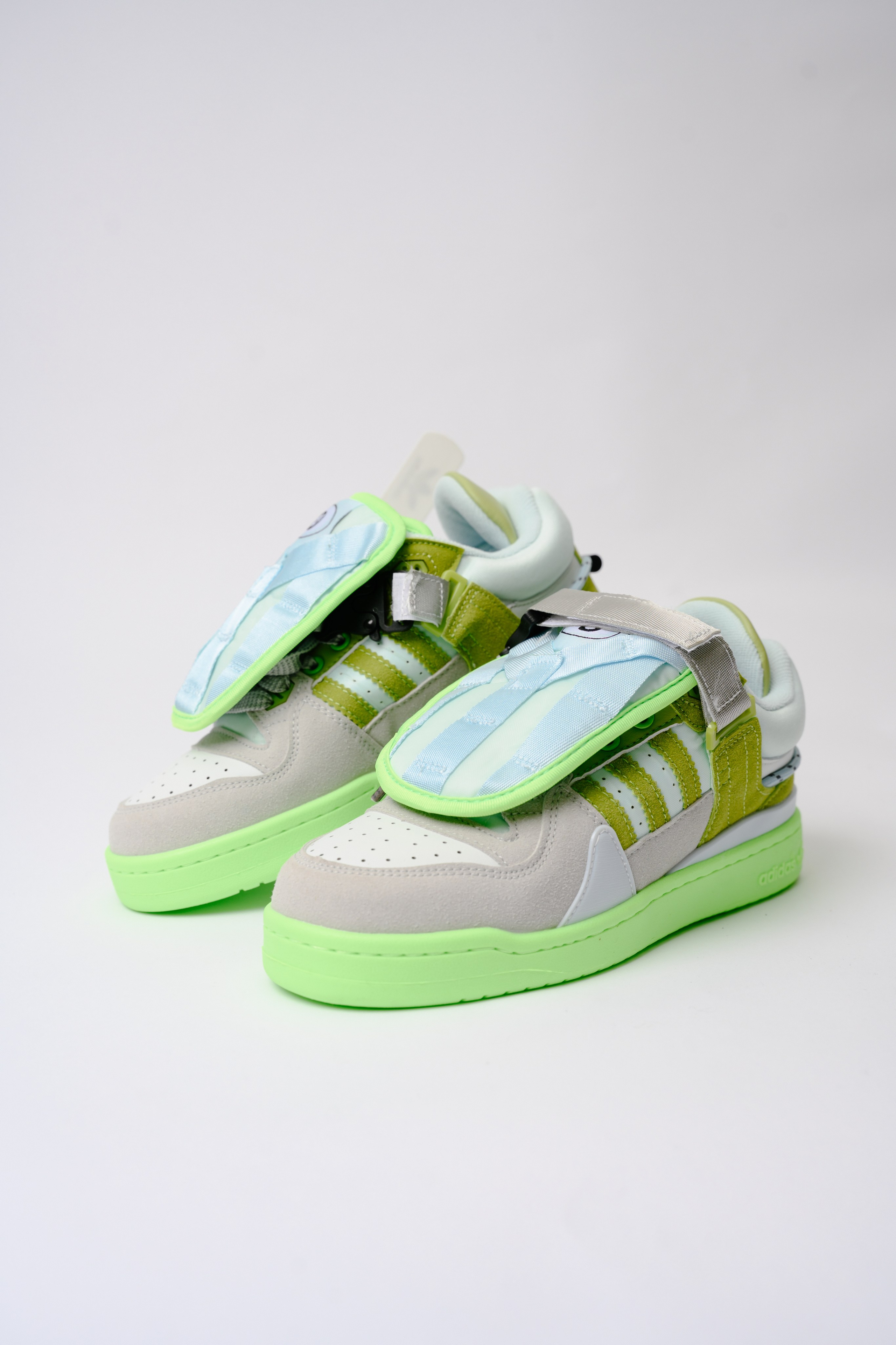 Кроссовки для wb. Фотограф в Красноярске