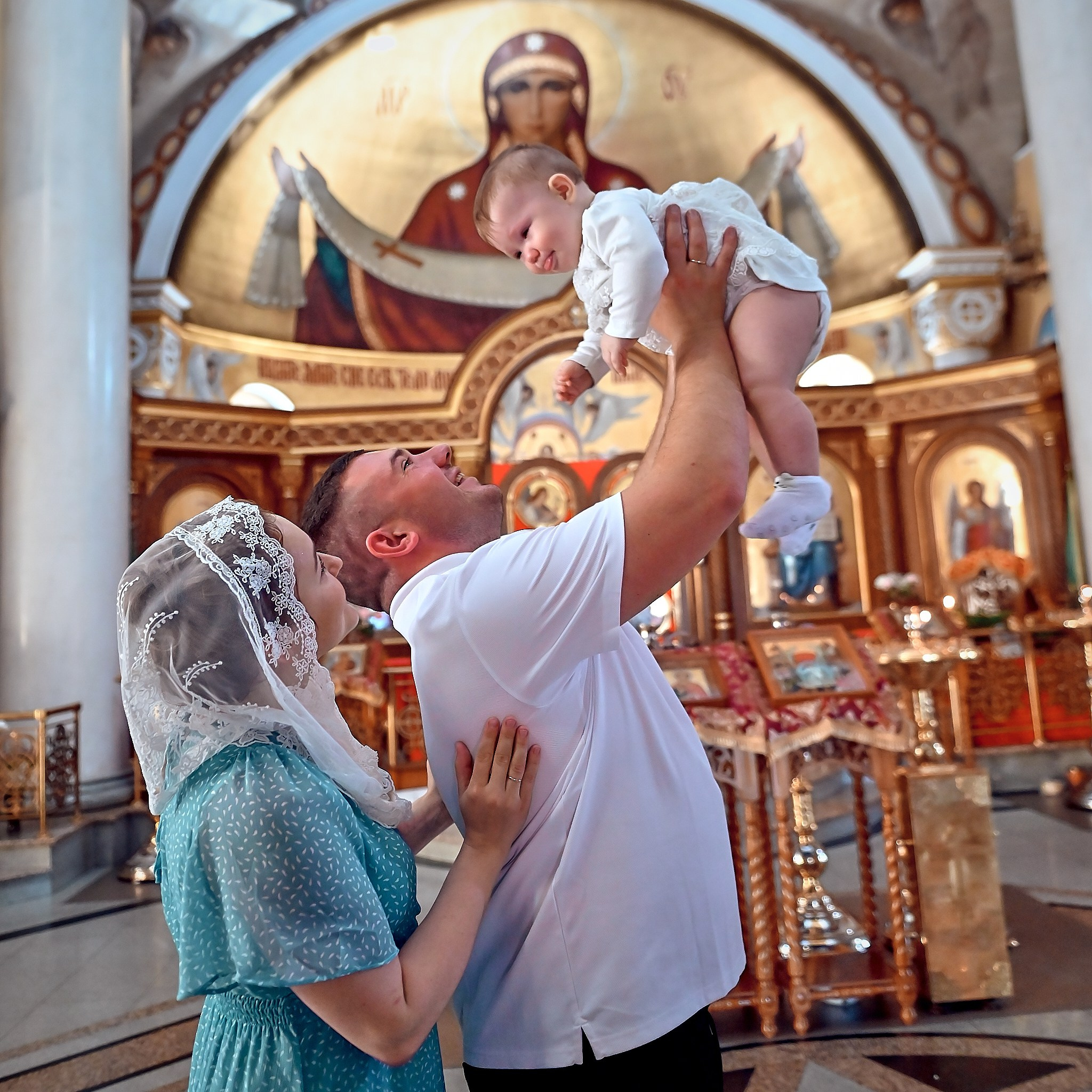 Крещение Анны. Свадебный фотограф, видеограф, рилсмейкер в Санкт-Петербурге и Москве