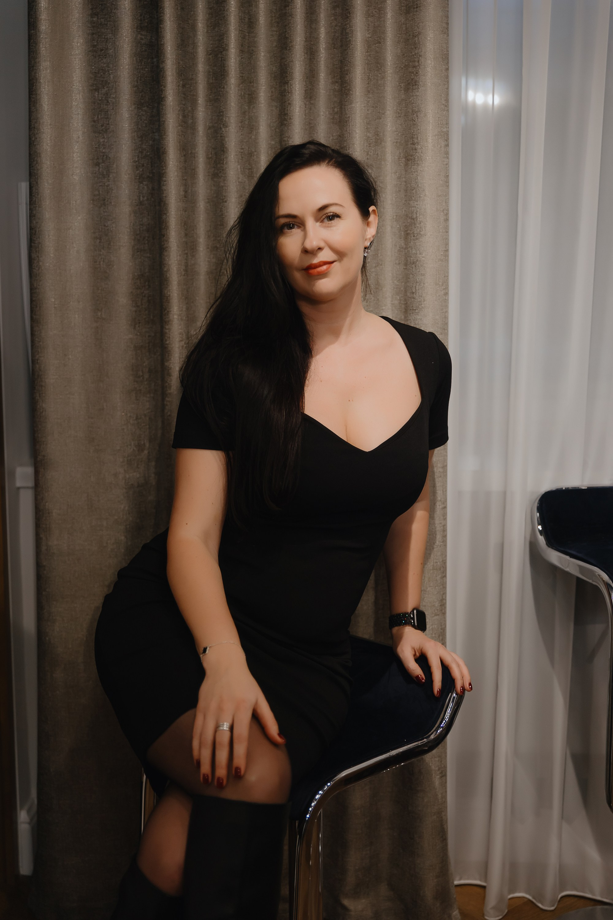 Открытие нового пространства интерьерного салона L. DECO в феврале 2025. L. Deco интерьерный салон. Краски/обои/лепной декор