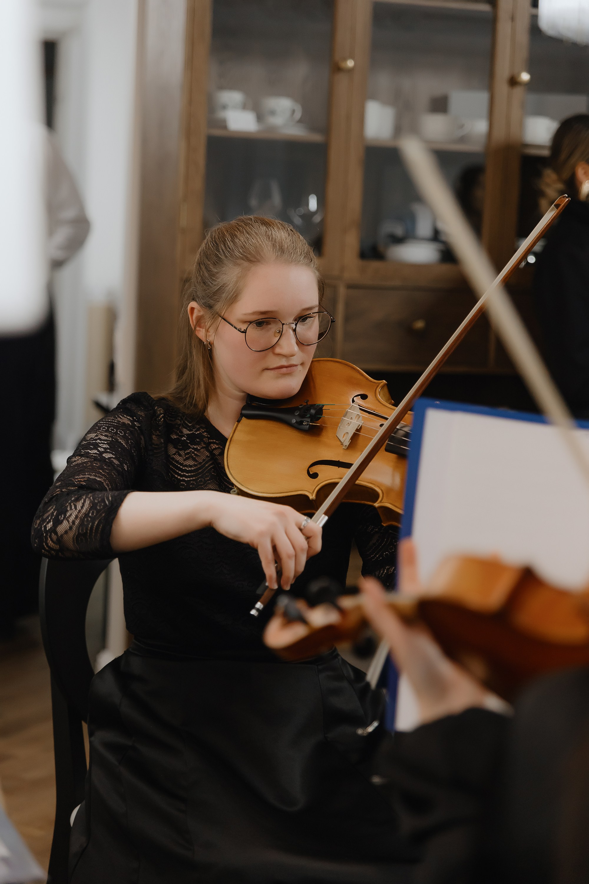 Открытие нового пространства интерьерного салона L. DECO в феврале 2025. L. Deco интерьерный салон. Краски/обои/лепной декор