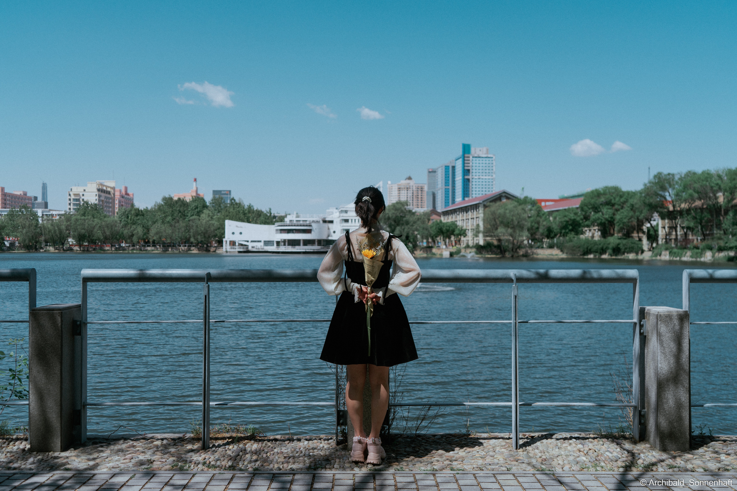 Chenxin, Chinese student of TJU. Photographer in Guangzhou, China. Archibald Sonnenhaft