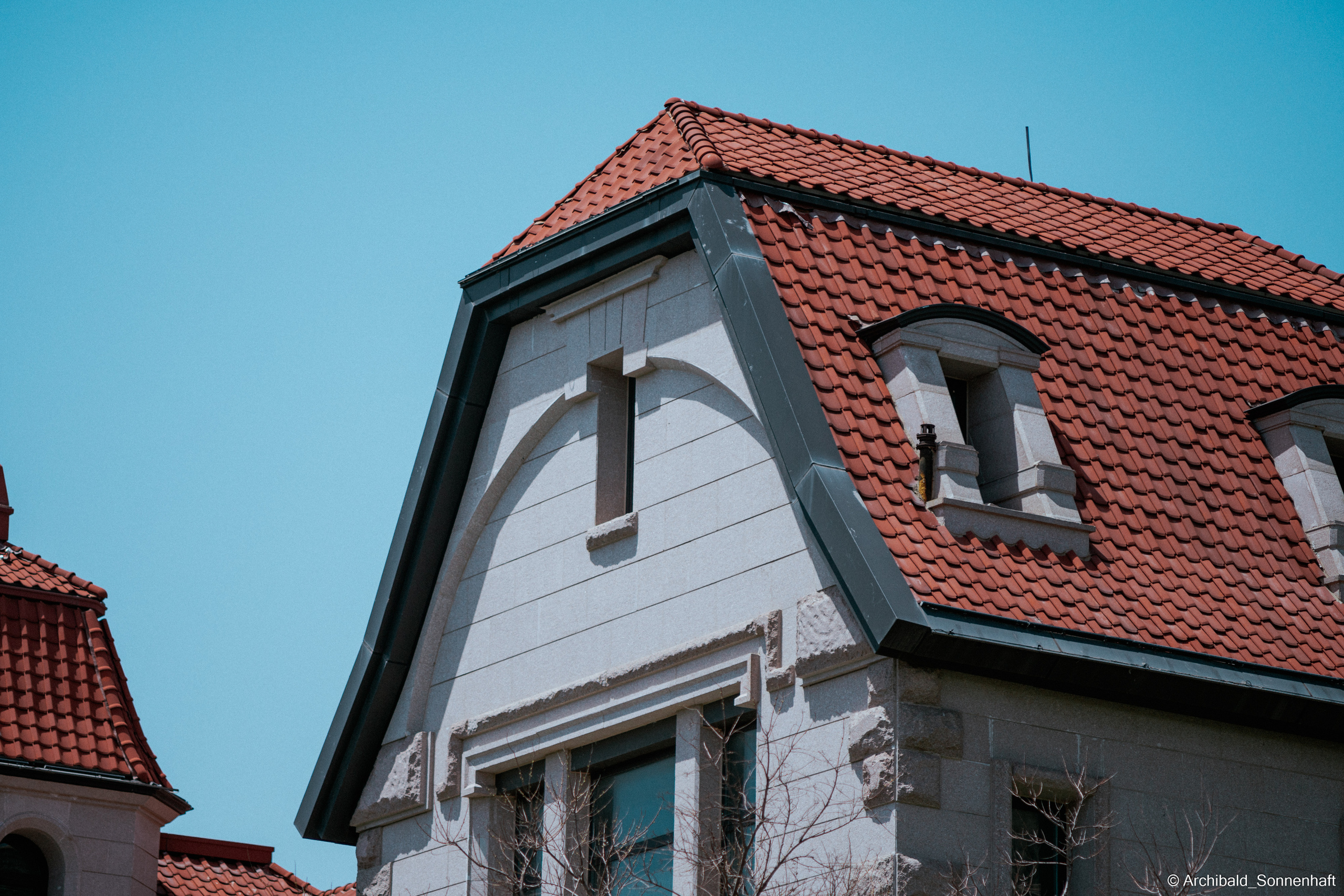 Qingdao or Qingtao — city of beer and european architecture. Photographer in Guangzhou, China. Archibald Sonnenhaft