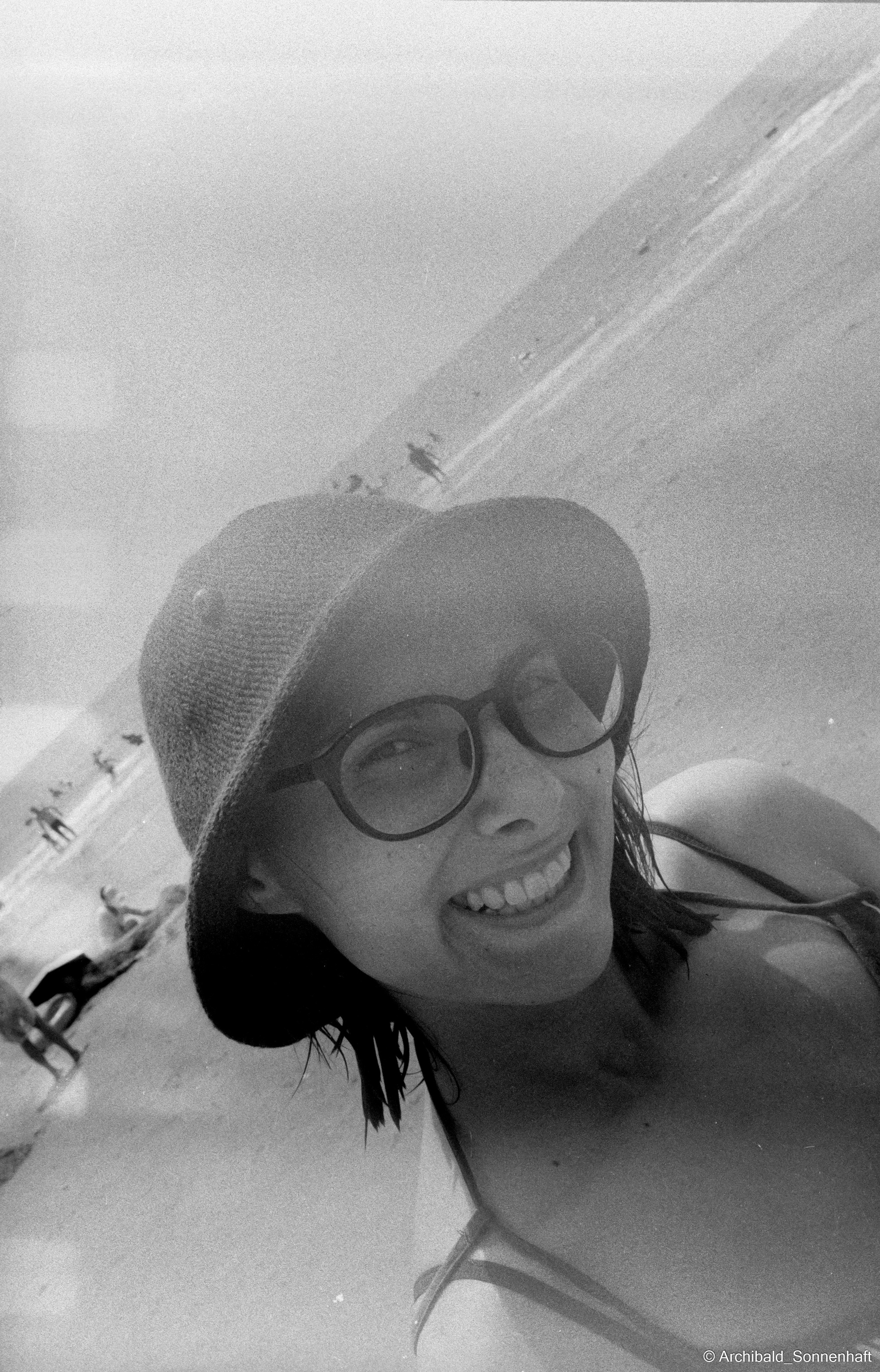 Alina Ermakova, student of Tianjin University. Photographer in Guangzhou, China. Archibald Sonnenhaft