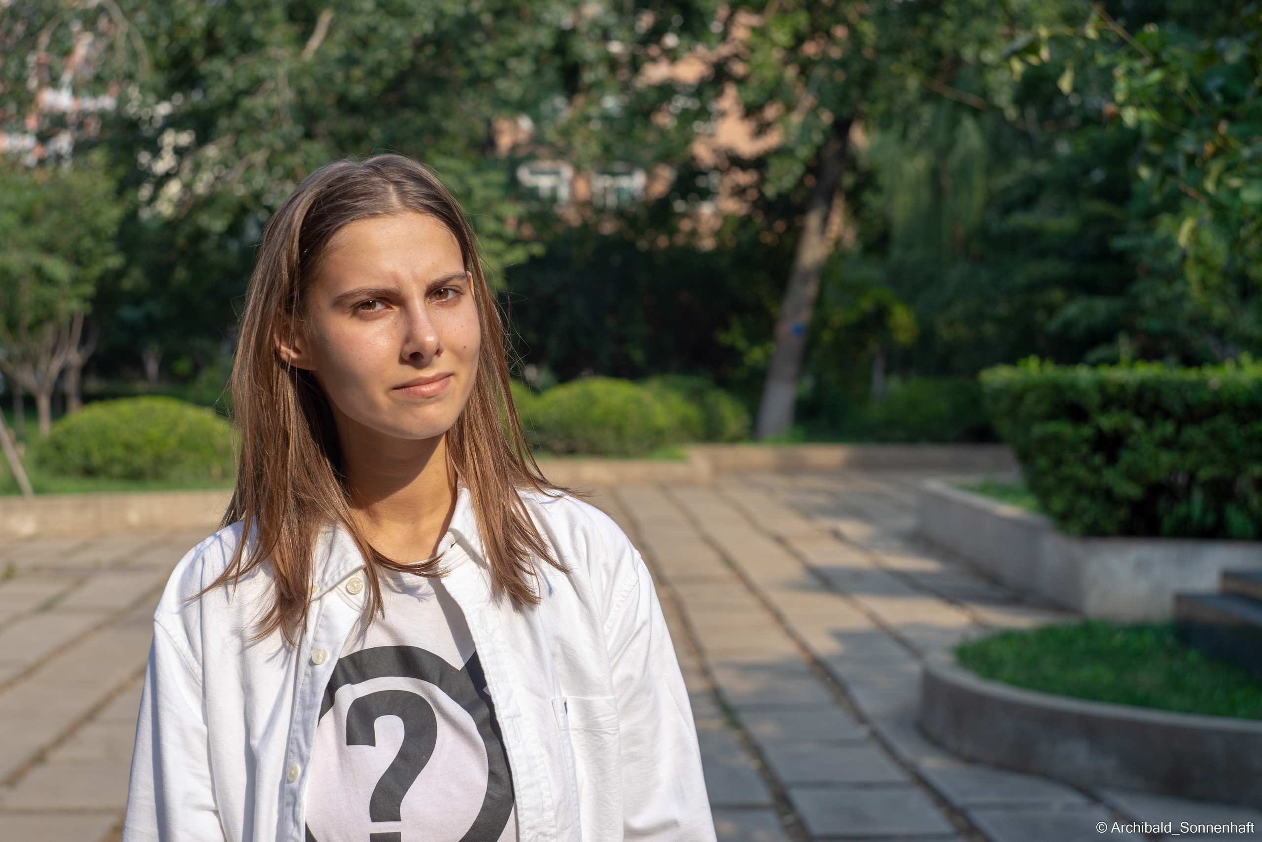 Alina Ermakova, student of Tianjin University. Photographer in Guangzhou, China. Archibald Sonnenhaft