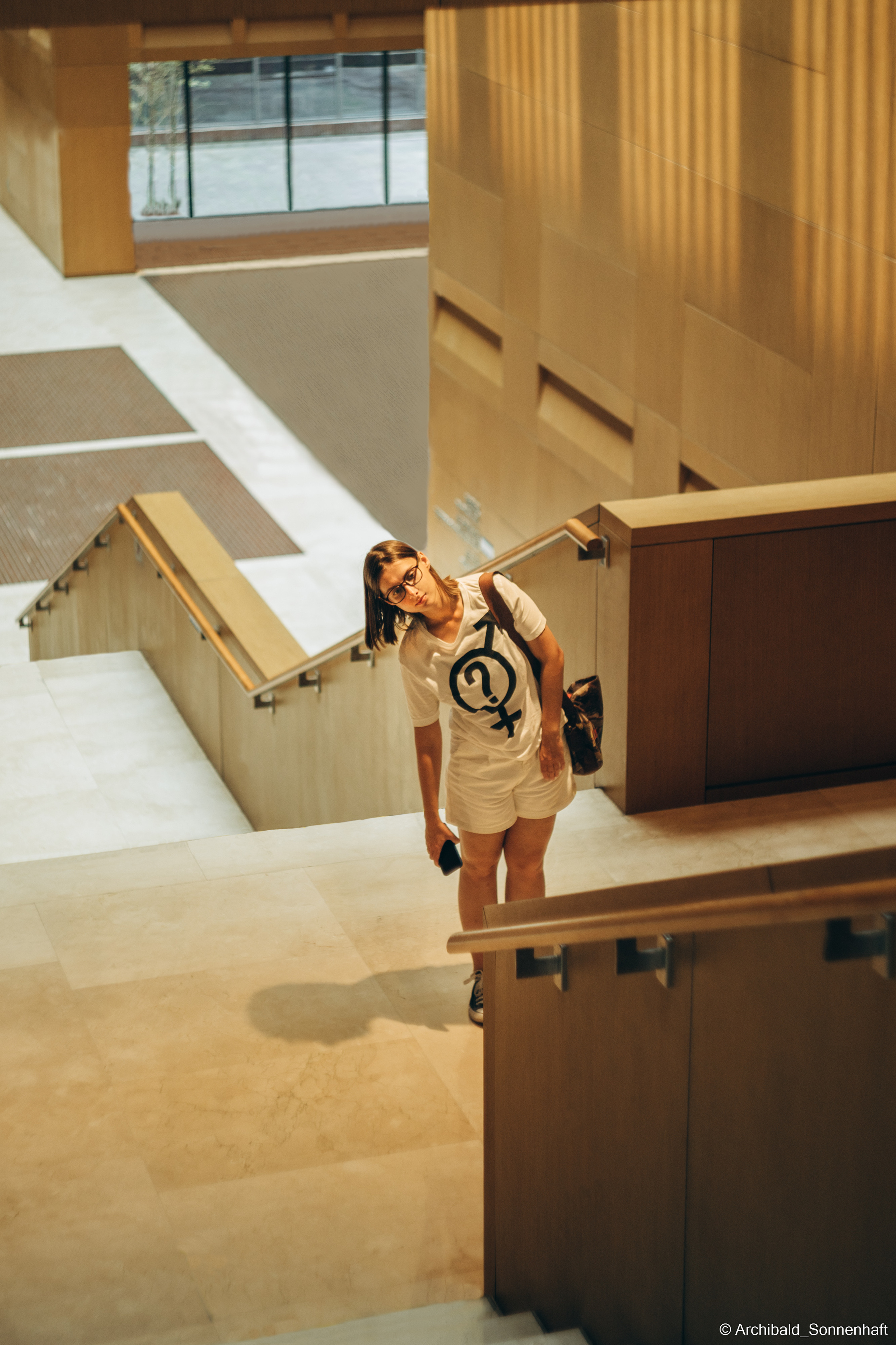 Alina Ermakova, student of Tianjin University. Photographer in Guangzhou, China. Archibald Sonnenhaft