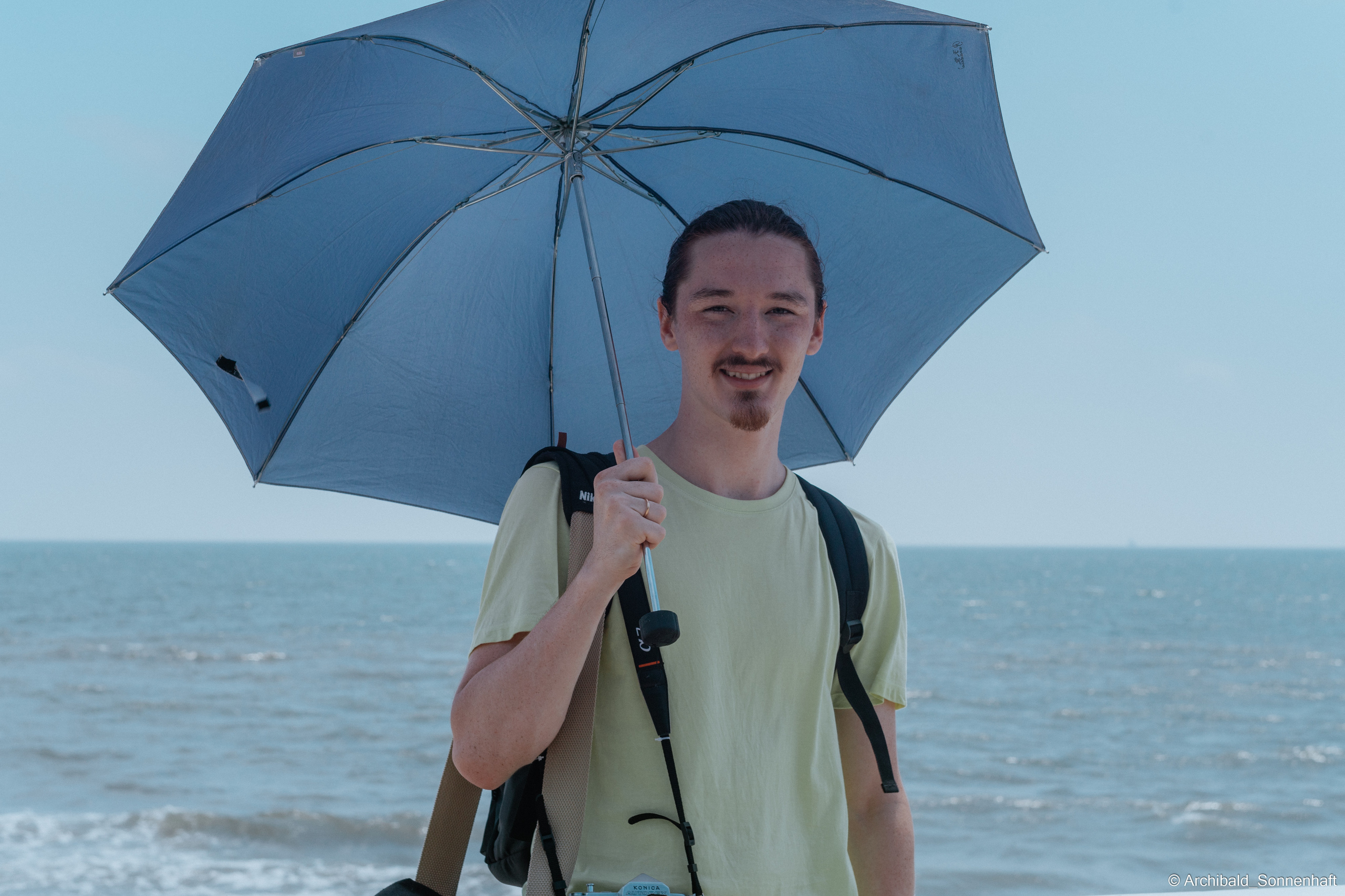 🇨🇳 北戴河, 秦皇岛 (BeiDaiHe, QingHuangDao), 2021-07. Photographer in Guangzhou, China. Archibald Sonnenhaft