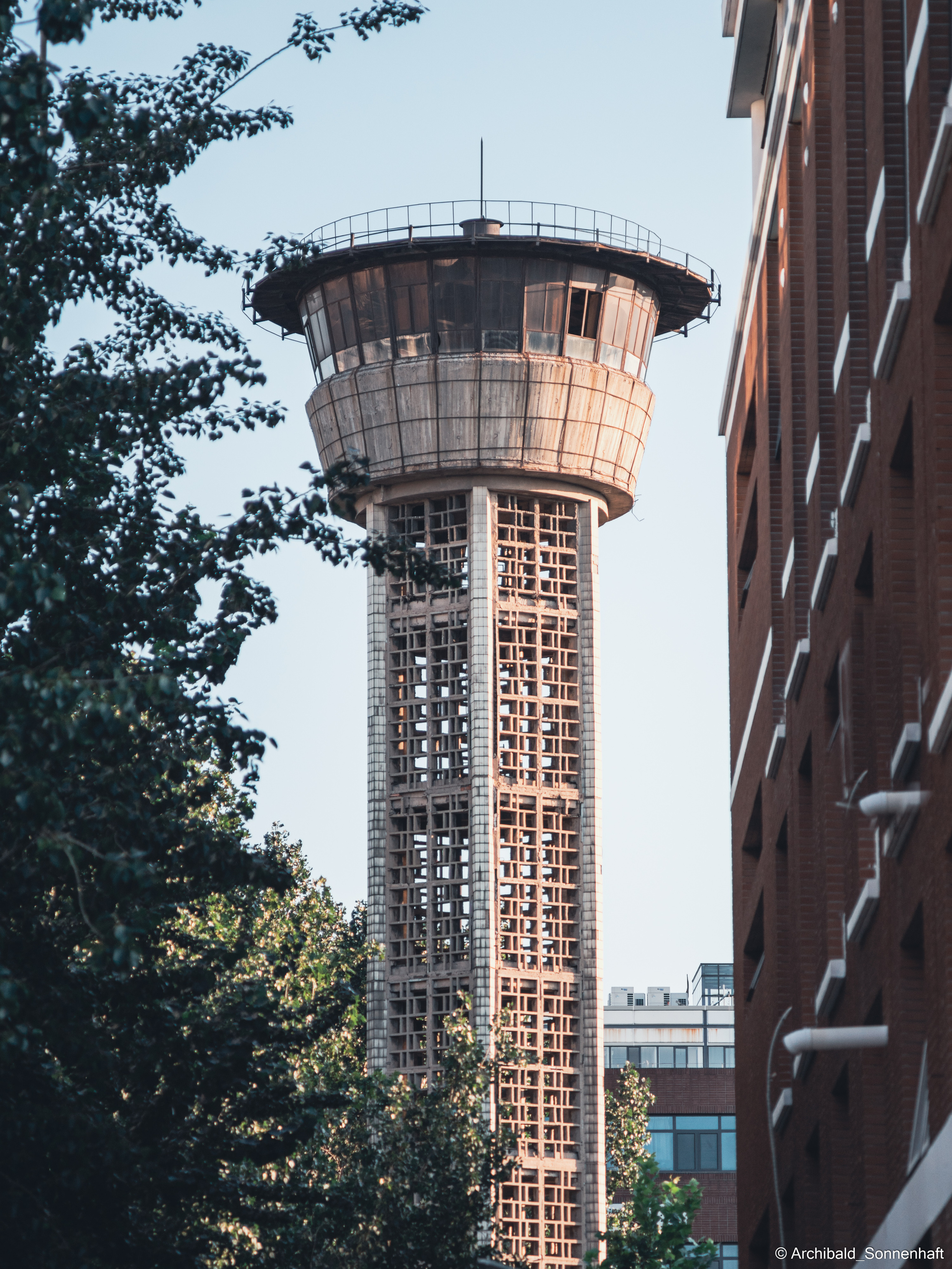 I study here!. Photographer in Guangzhou, China. Archibald Sonnenhaft