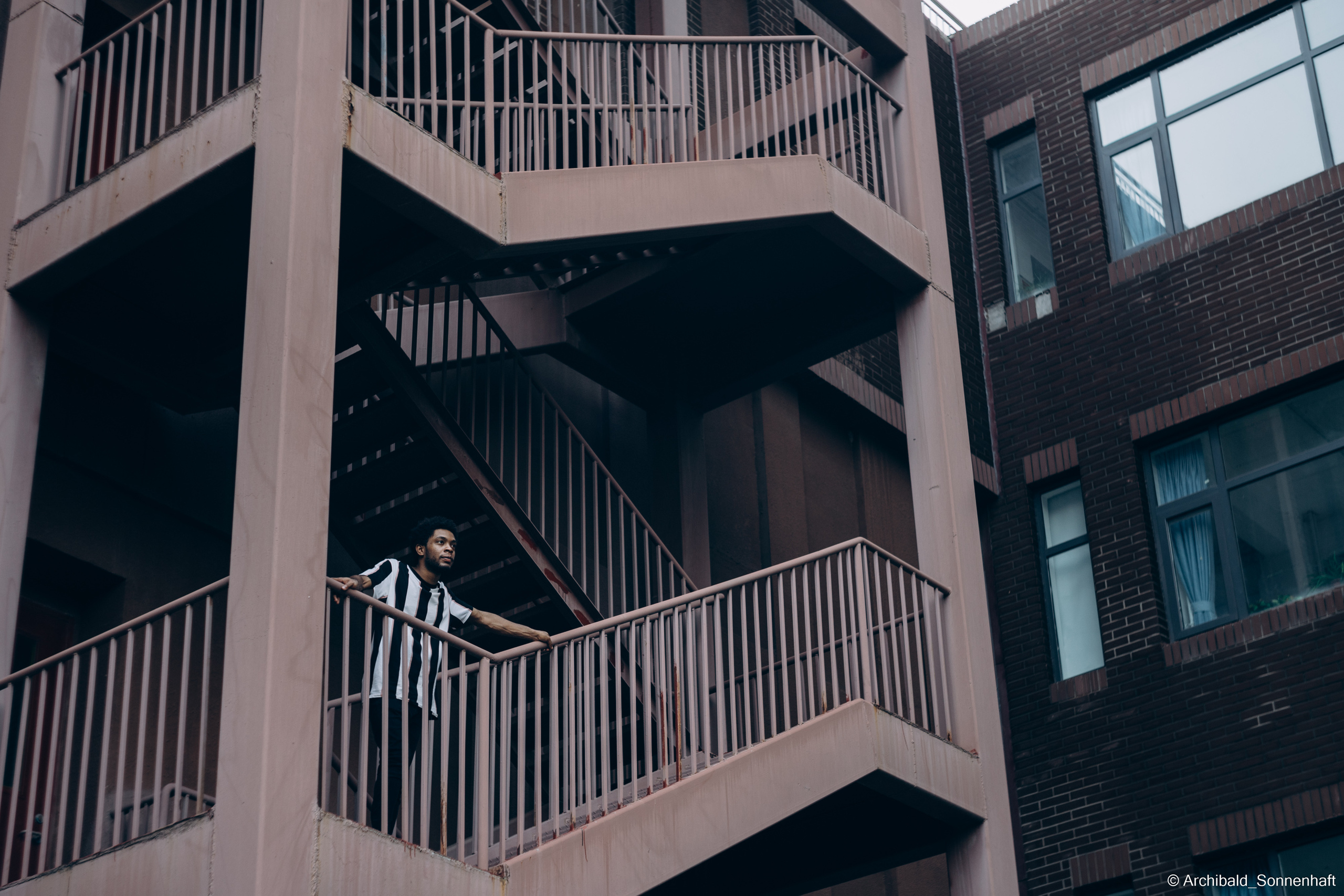 Dilan, Student of Tianjin University. Photographer in Guangzhou, China. Archibald Sonnenhaft