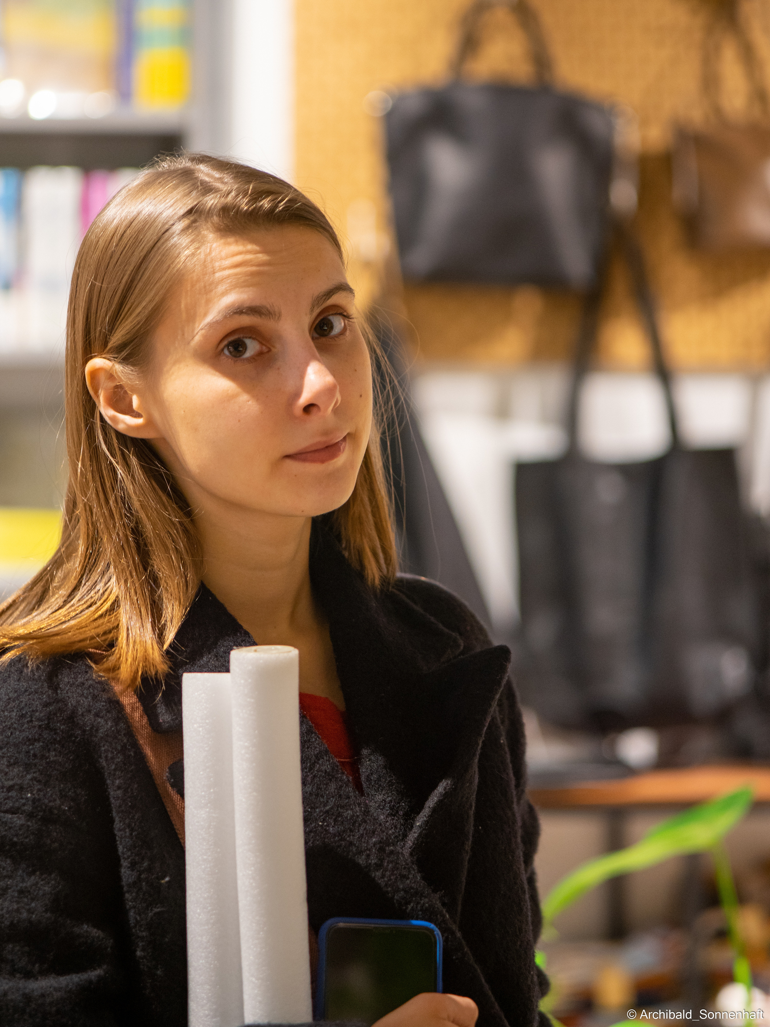 Alina Ermakova, student of Tianjin University. Photographer in Guangzhou, China. Archibald Sonnenhaft