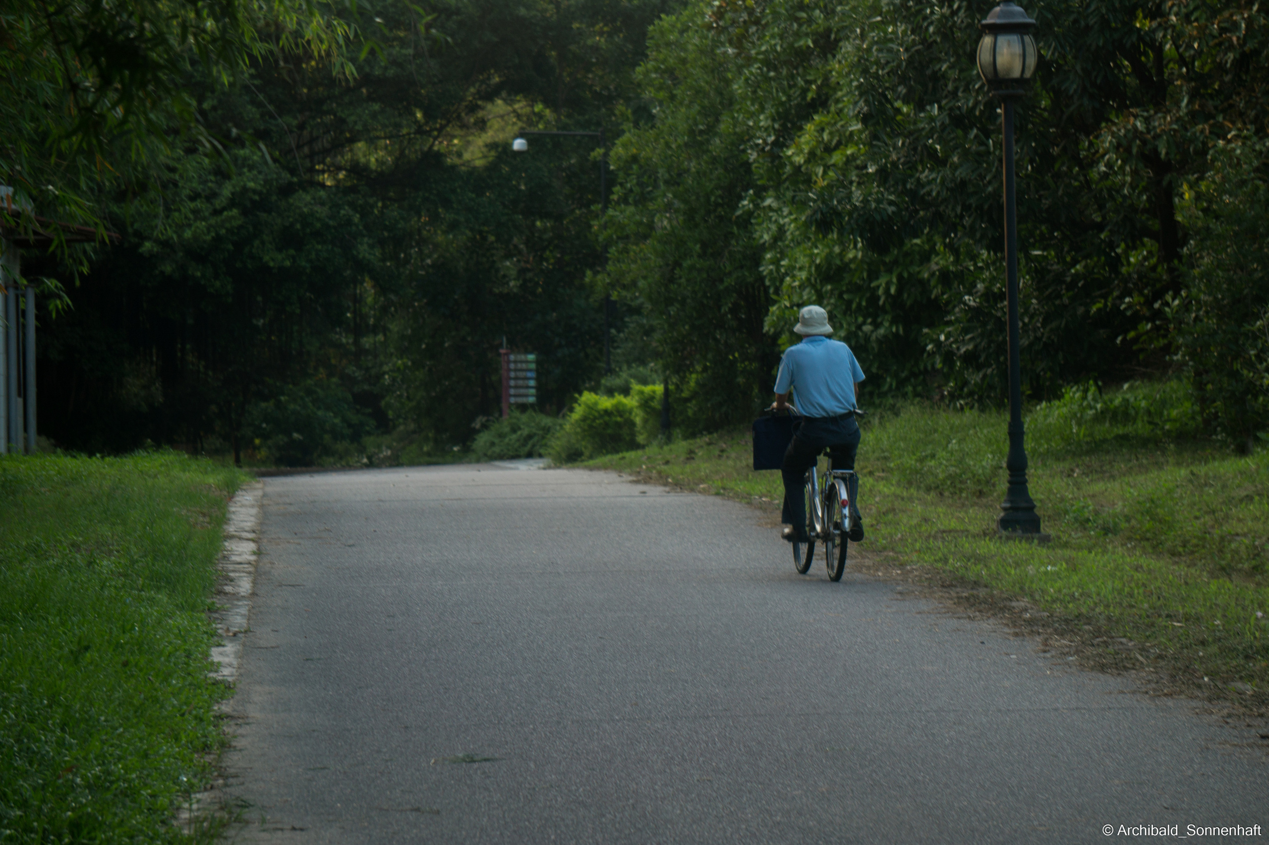 My first year of independent living, my first year in china, Guangzhou. Photographer in Guangzhou, China. Archibald Sonnenhaft