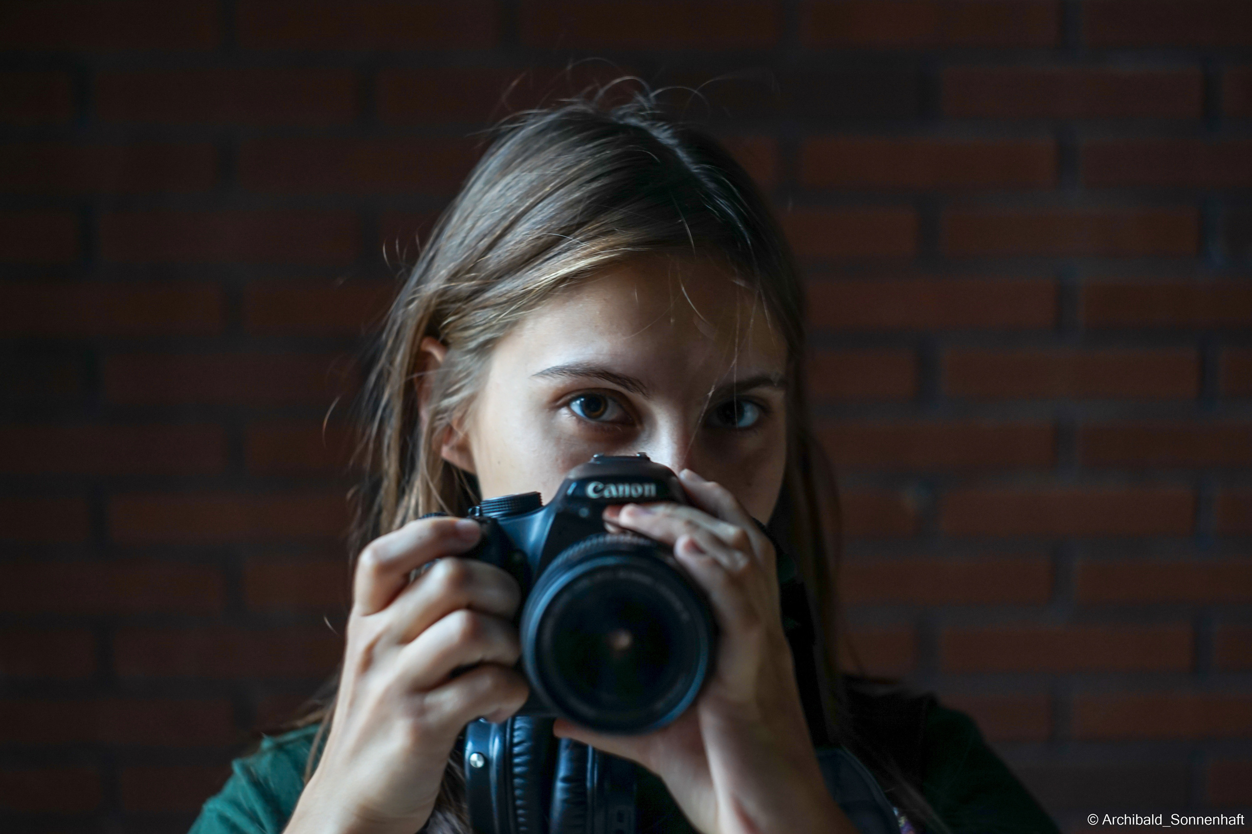 Alina Ermakova, student of Tianjin University. Photographer in Guangzhou, China. Archibald Sonnenhaft