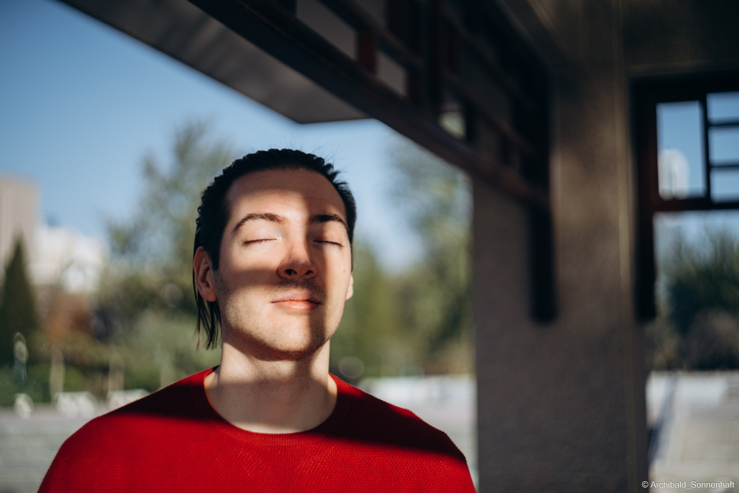 Juan Manuel, 2022.11. Photographer in Guangzhou, China. Archibald Sonnenhaft