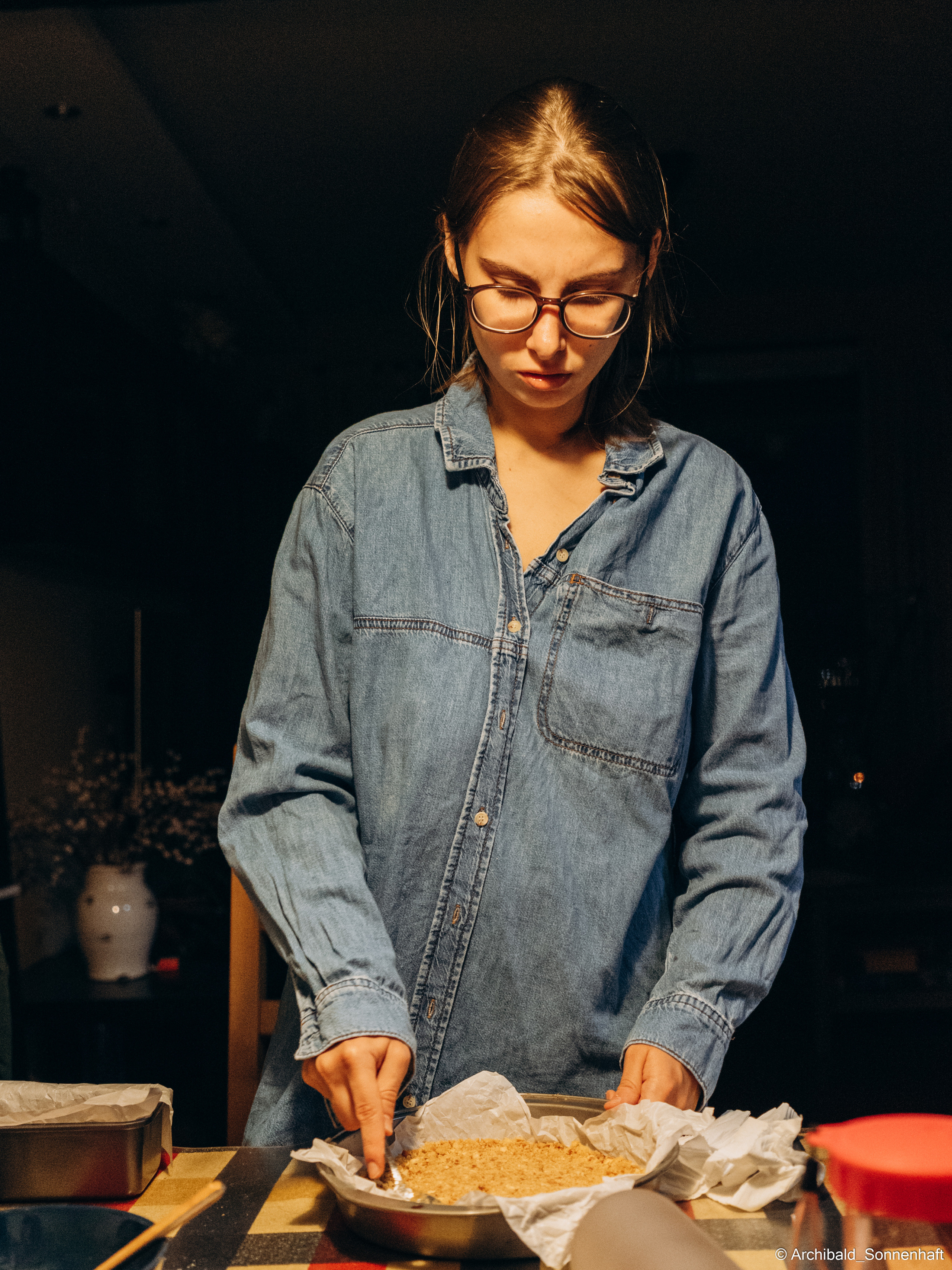 Alina Ermakova, student of Tianjin University. Photographer in Guangzhou, China. Archibald Sonnenhaft