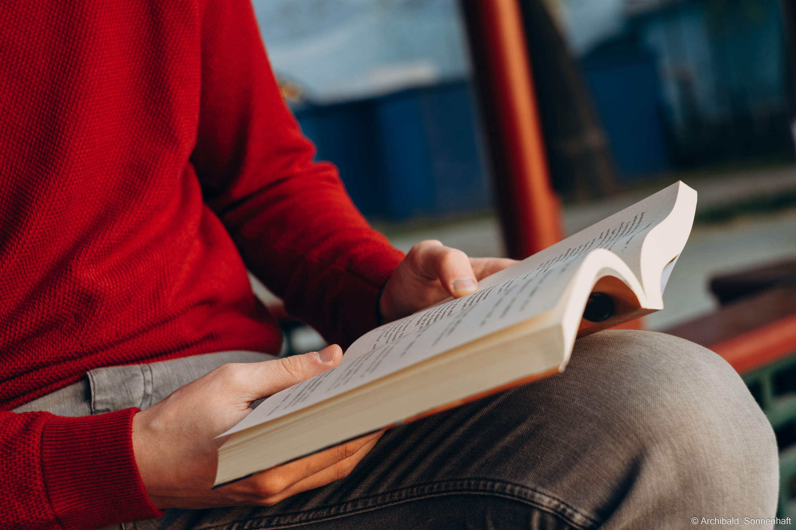 Juan Manuel, 2022.11. Photographer in Guangzhou, China. Archibald Sonnenhaft