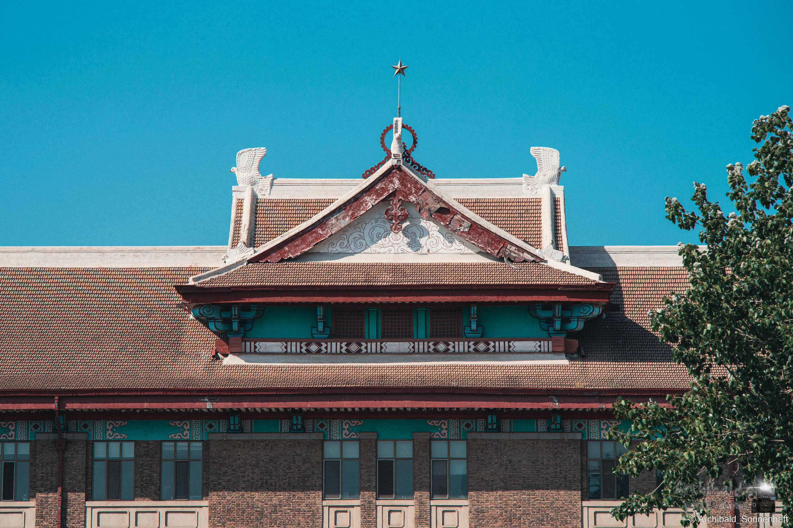 I study here!. Photographer in Guangzhou, China. Archibald Sonnenhaft