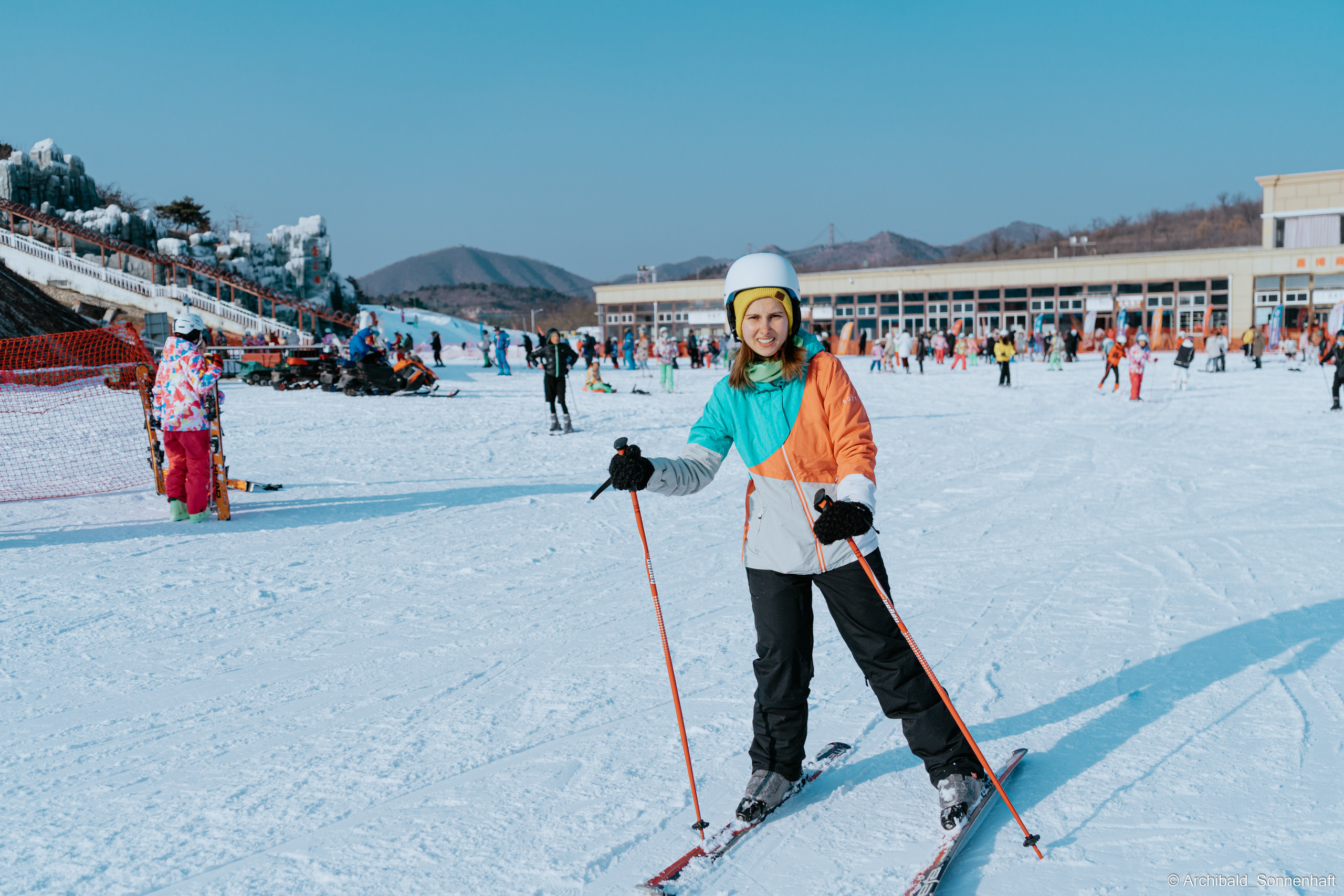 Alina Ermakova, student of Tianjin University. Photographer in Guangzhou, China. Archibald Sonnenhaft