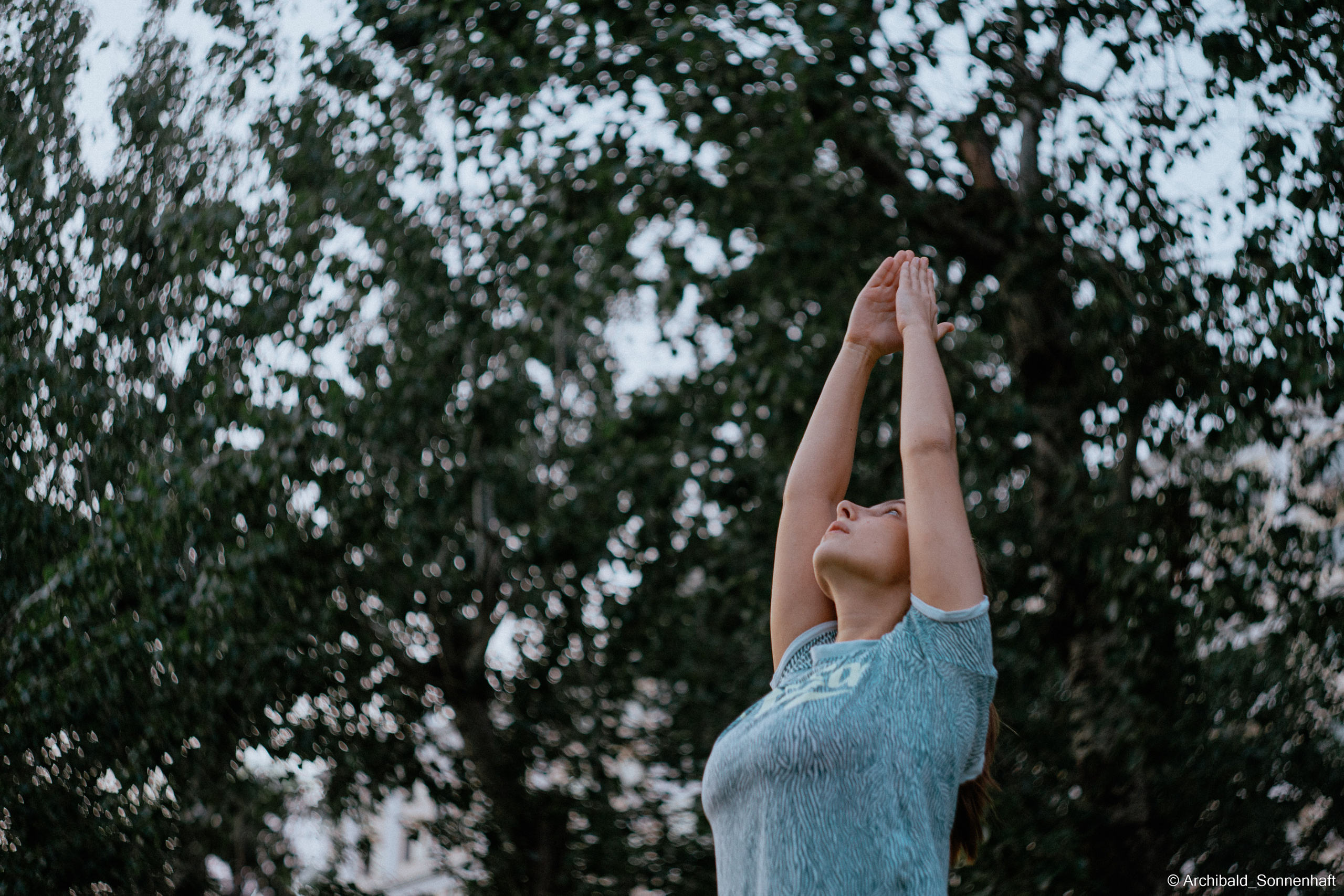 Alina Ermakova, student of Tianjin University. Photographer in Guangzhou, China. Archibald Sonnenhaft