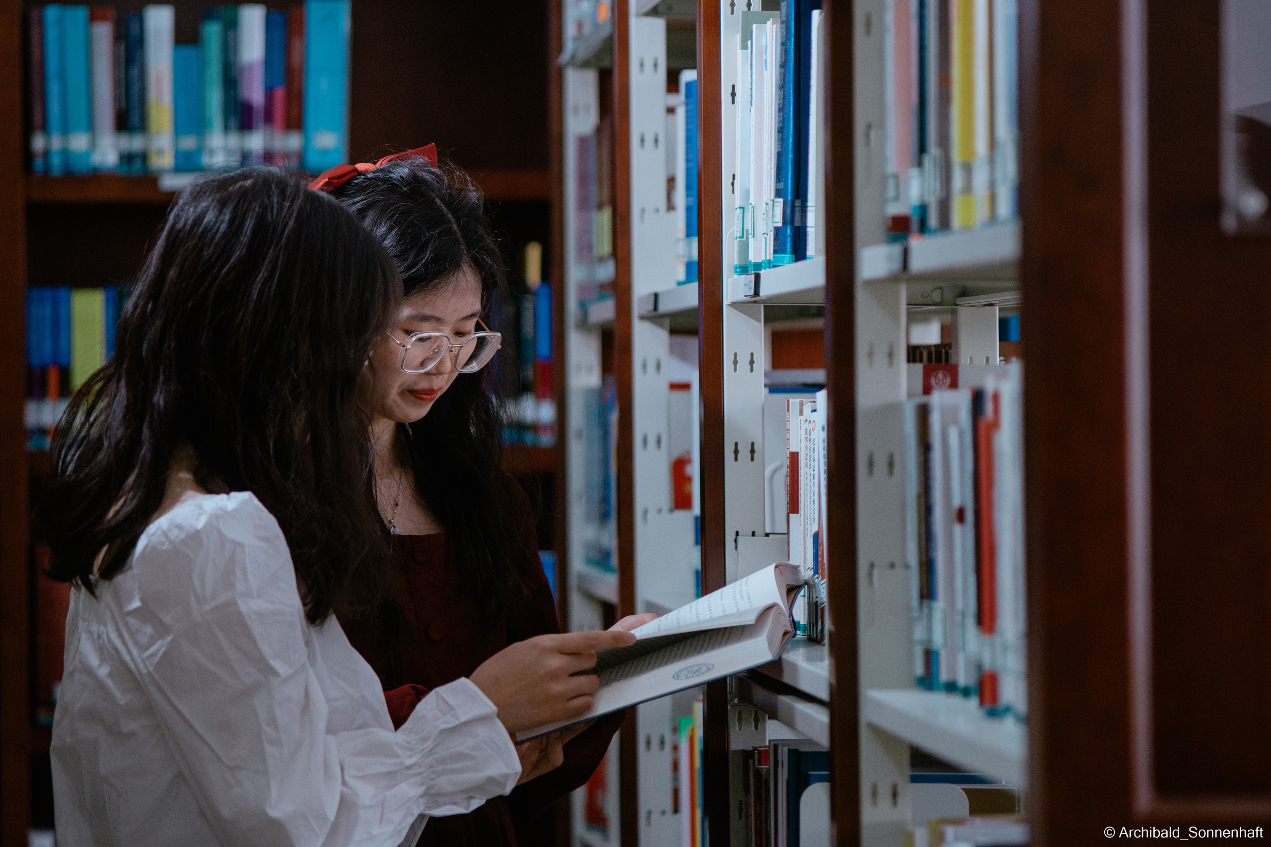 I study here!. Photographer in Guangzhou, China. Archibald Sonnenhaft