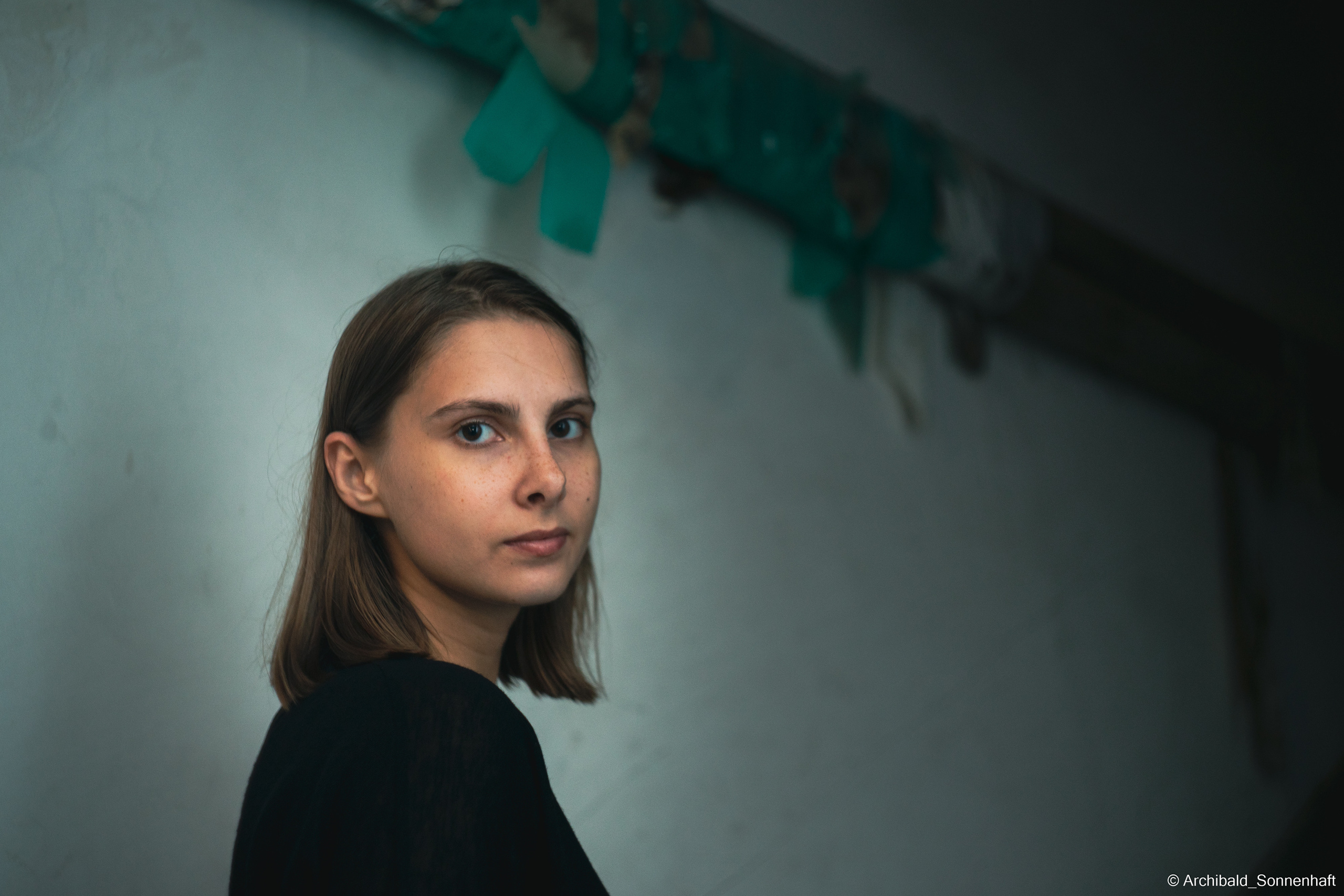 Alina Ermakova, student of Tianjin University. Photographer in Guangzhou, China. Archibald Sonnenhaft