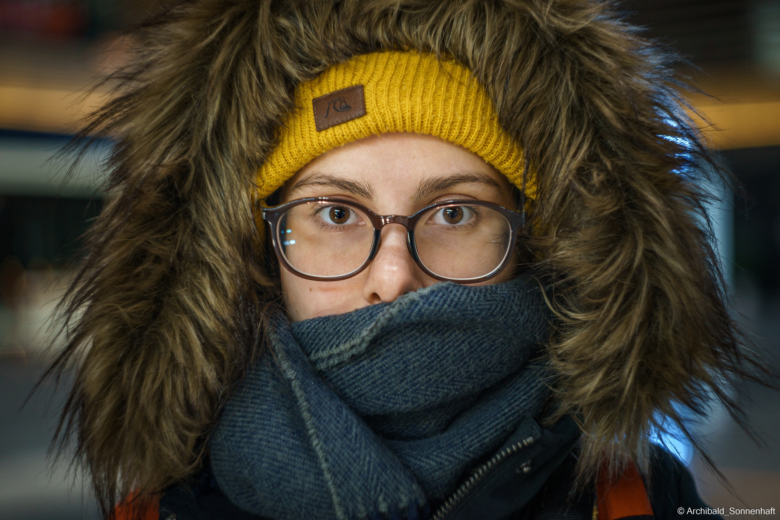 Alina Ermakova, student of Tianjin University. Photographer in Guangzhou, China. Archibald Sonnenhaft