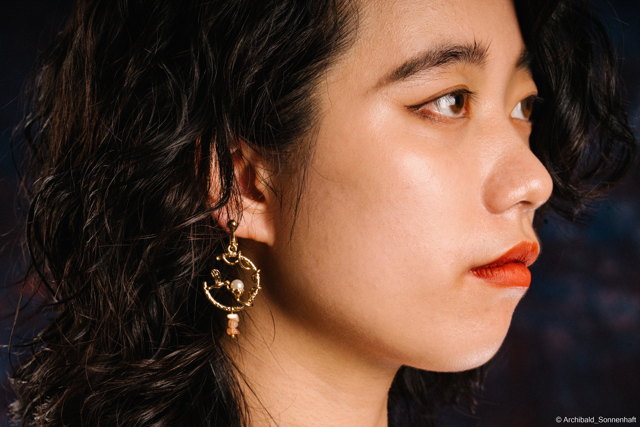 谭璐珩 (Tan Lu Heng), 2021-11. Photographer in Guangzhou, China. Archibald Sonnenhaft