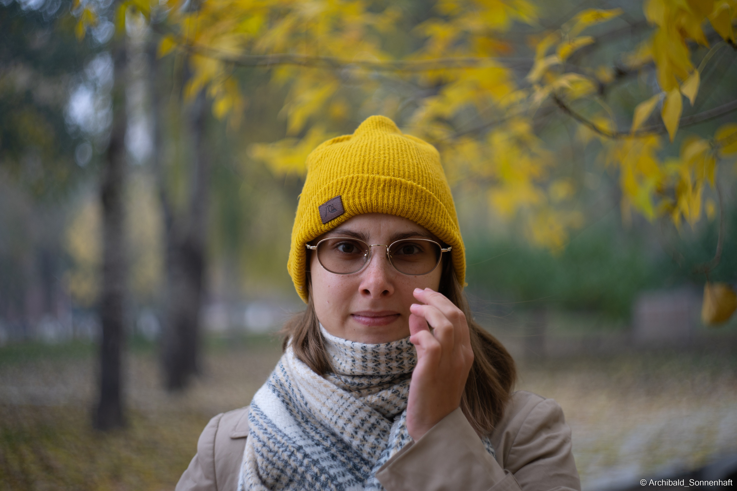 Alina Ermakova, student of Tianjin University. Photographer in Guangzhou, China. Archibald Sonnenhaft