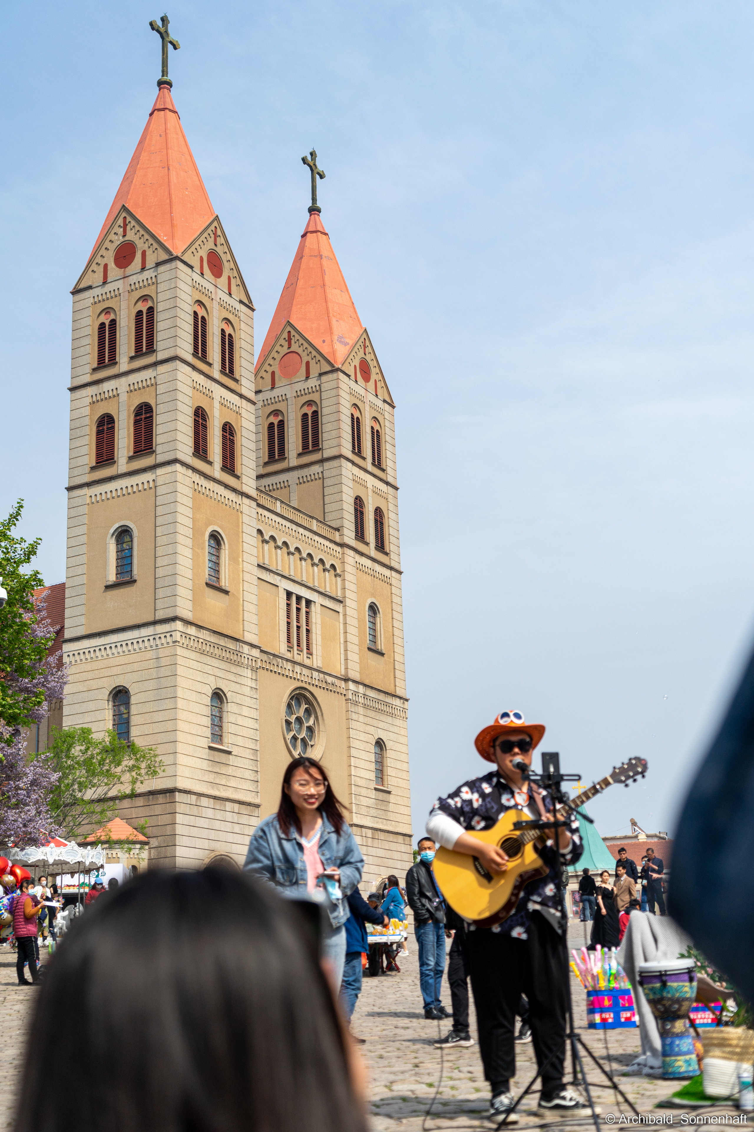 Qingdao or Qingtao — city of beer and european architecture. Photographer in Guangzhou, China. Archibald Sonnenhaft