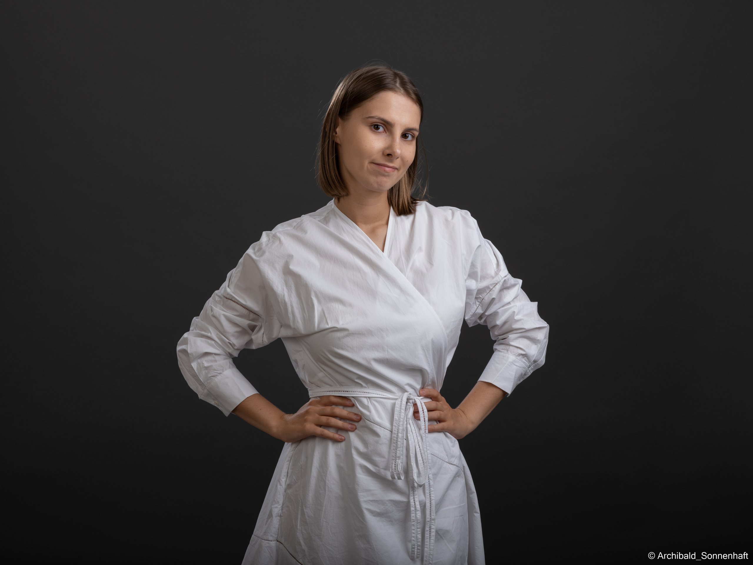 Alina Ermakova, student of Tianjin University. Photographer in Guangzhou, China. Archibald Sonnenhaft