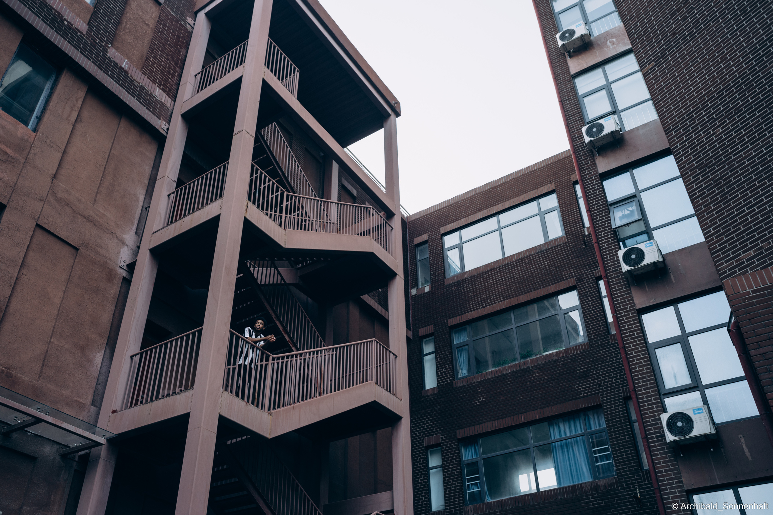 Dilan, Student of Tianjin University. Photographer in Guangzhou, China. Archibald Sonnenhaft