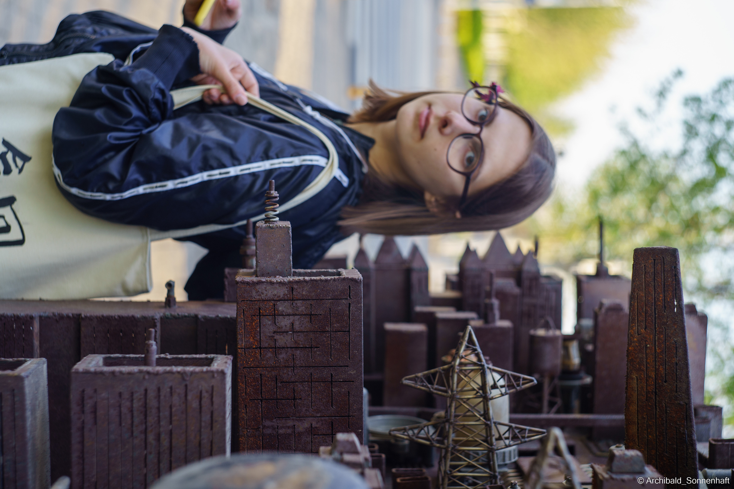 Alina Ermakova, student of Tianjin University. Photographer in Guangzhou, China. Archibald Sonnenhaft