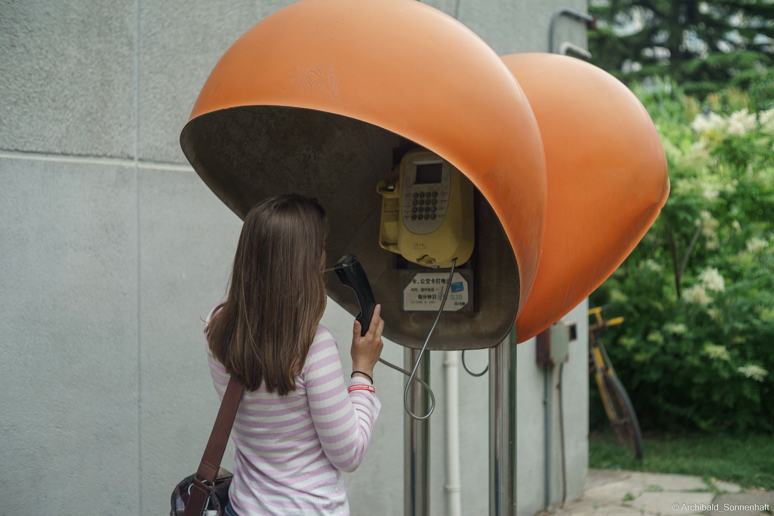 Alina Ermakova, student of Tianjin University. Photographer in Guangzhou, China. Archibald Sonnenhaft