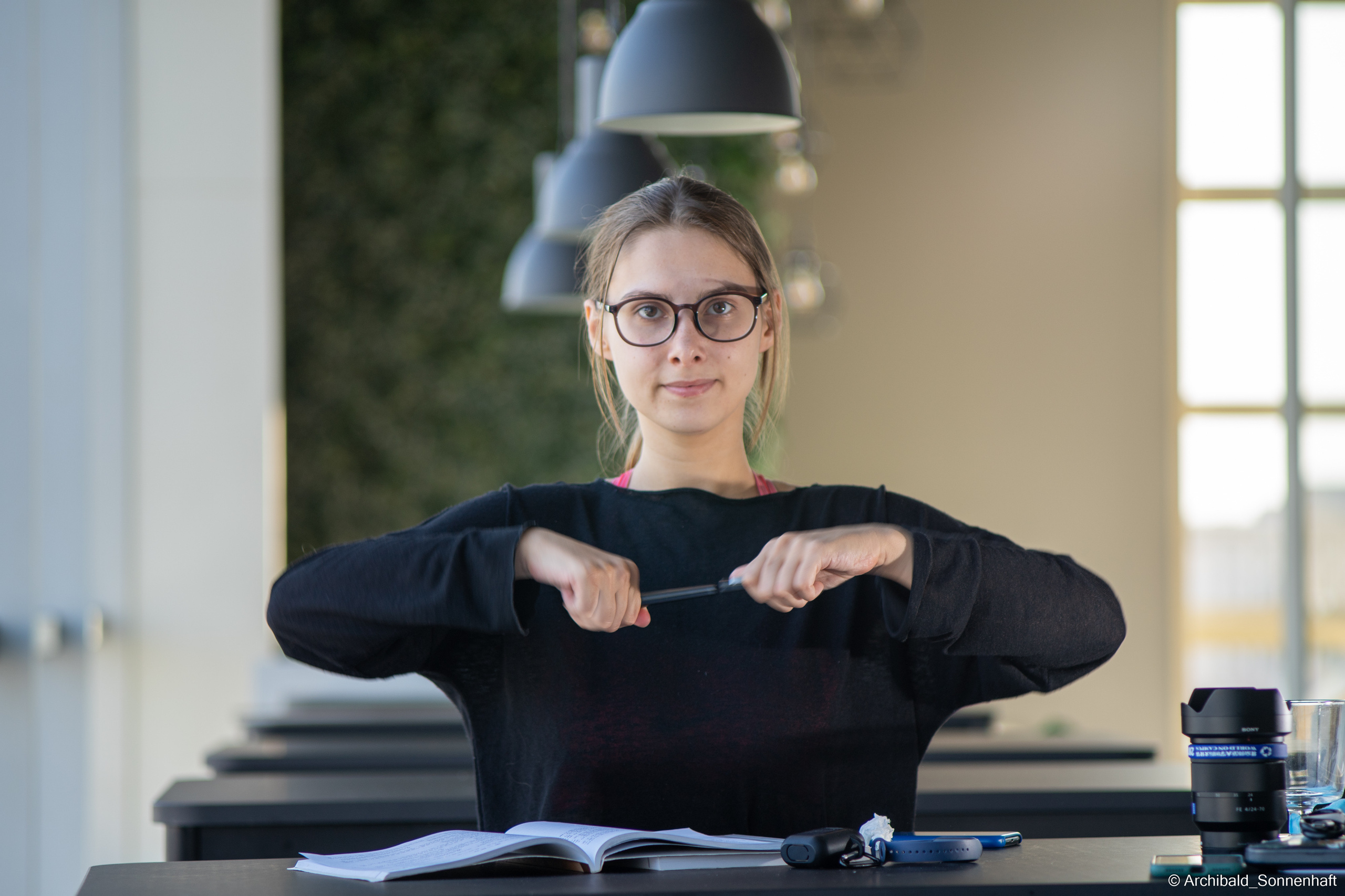 Alina Ermakova, student of Tianjin University. Photographer in Guangzhou, China. Archibald Sonnenhaft