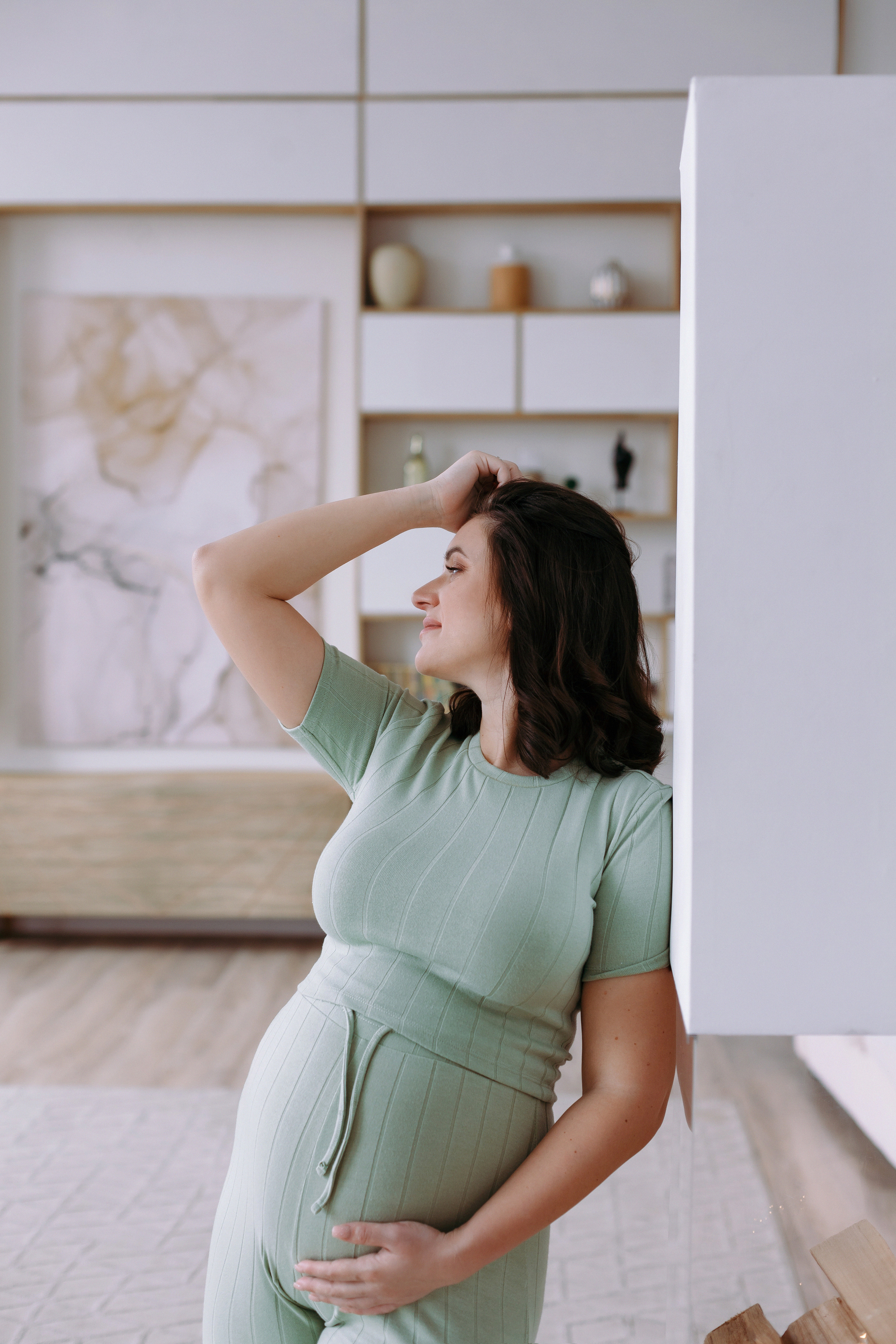 Фотосессия беременности в фотостудии Кросс. Фотограф Александра Сыщенко