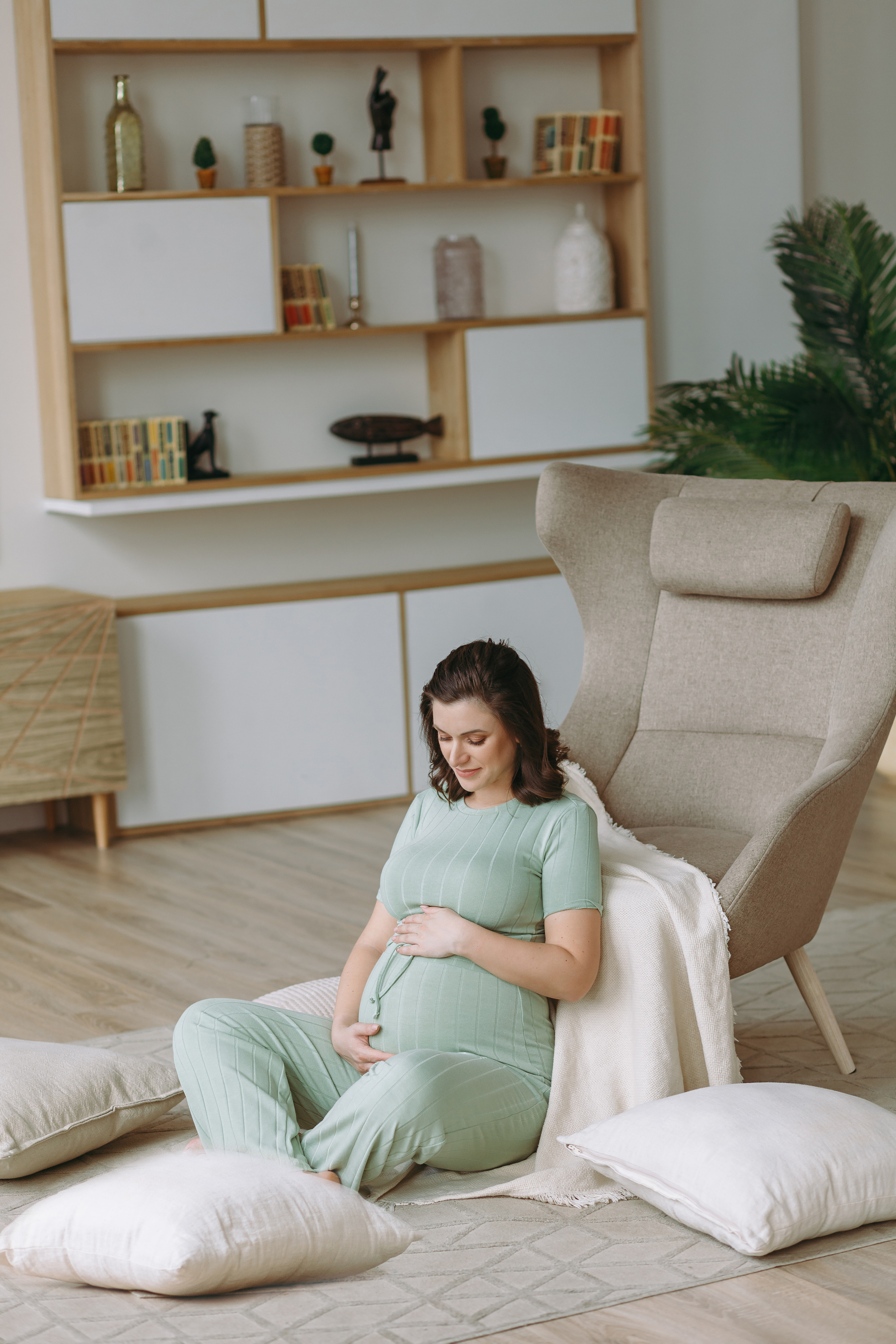 Фотосессия беременности в фотостудии Кросс. Фотограф Александра Сыщенко