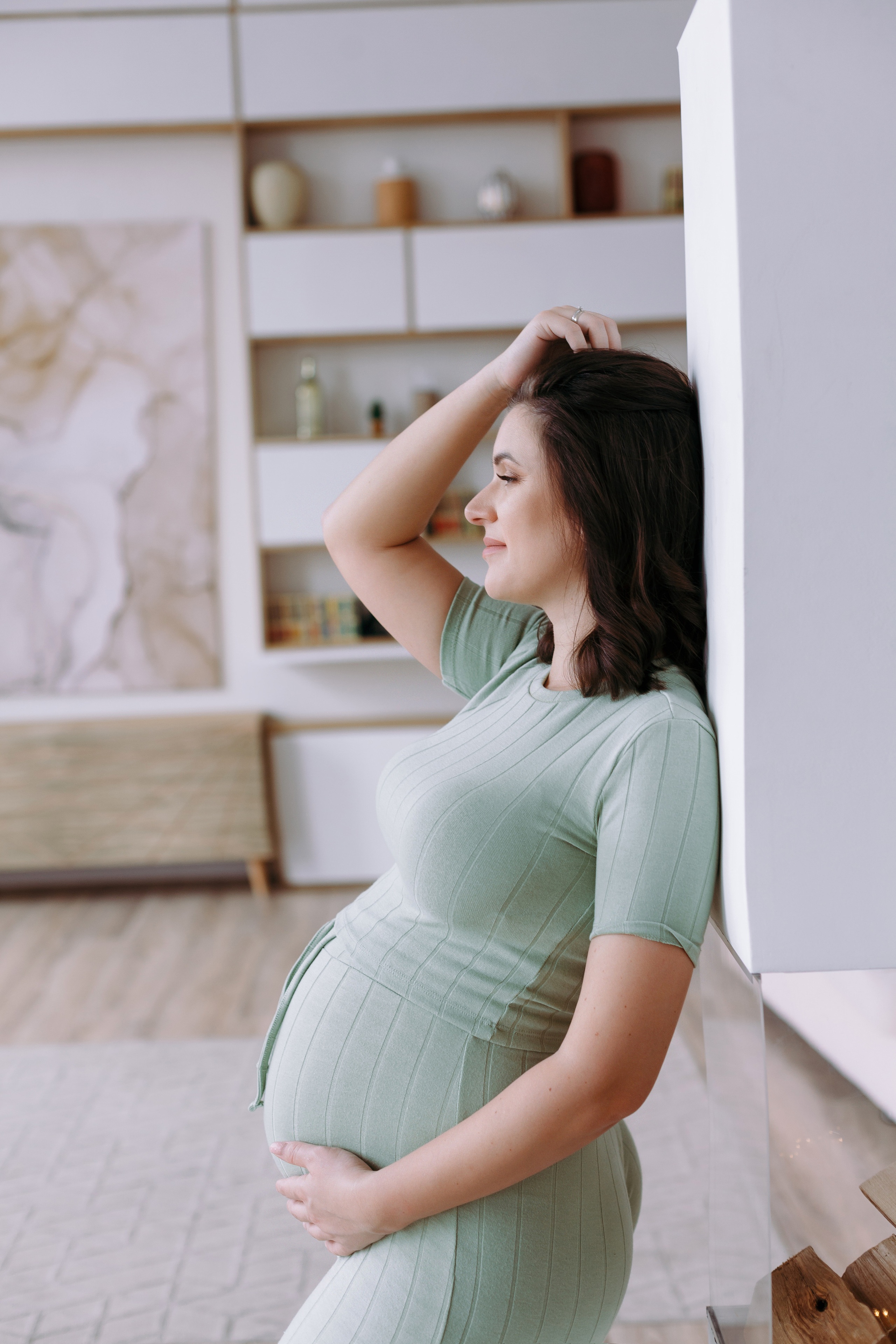 Фотосессия беременности в фотостудии Кросс. Фотограф Александра Сыщенко