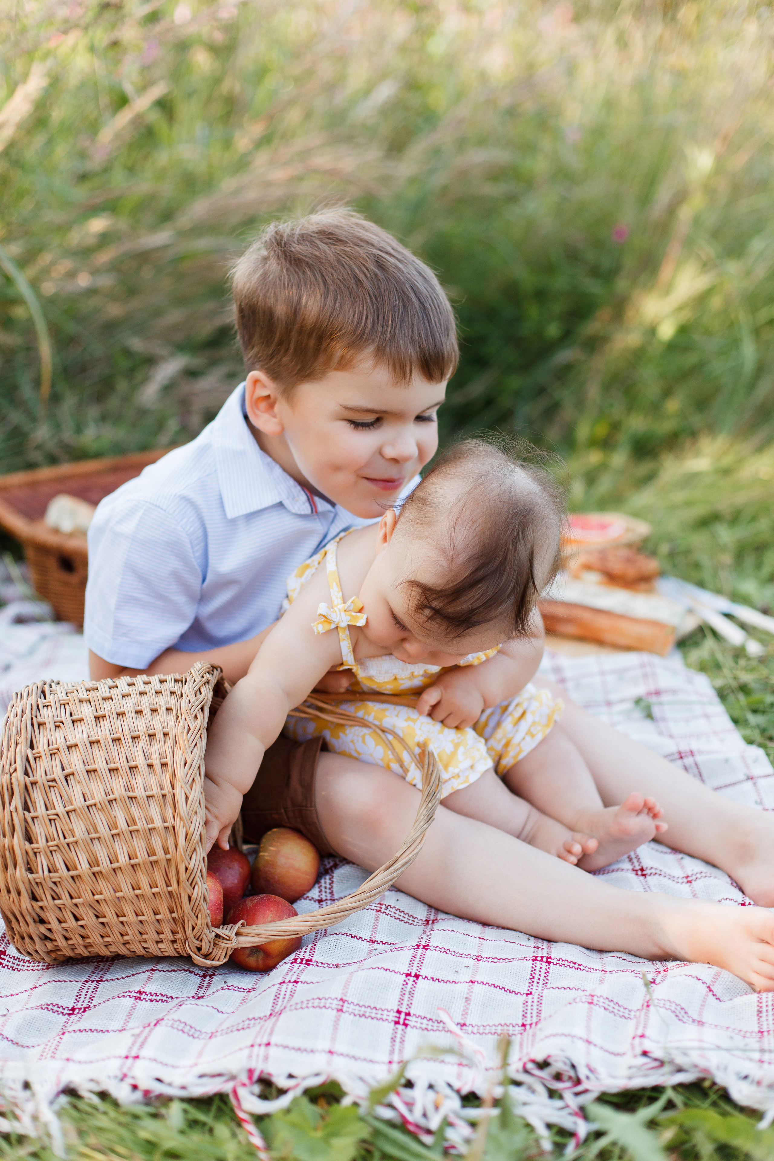 Летняя фотосессия с семьей около Пыхтинского пруда. Фотограф Александра Сыщенко
