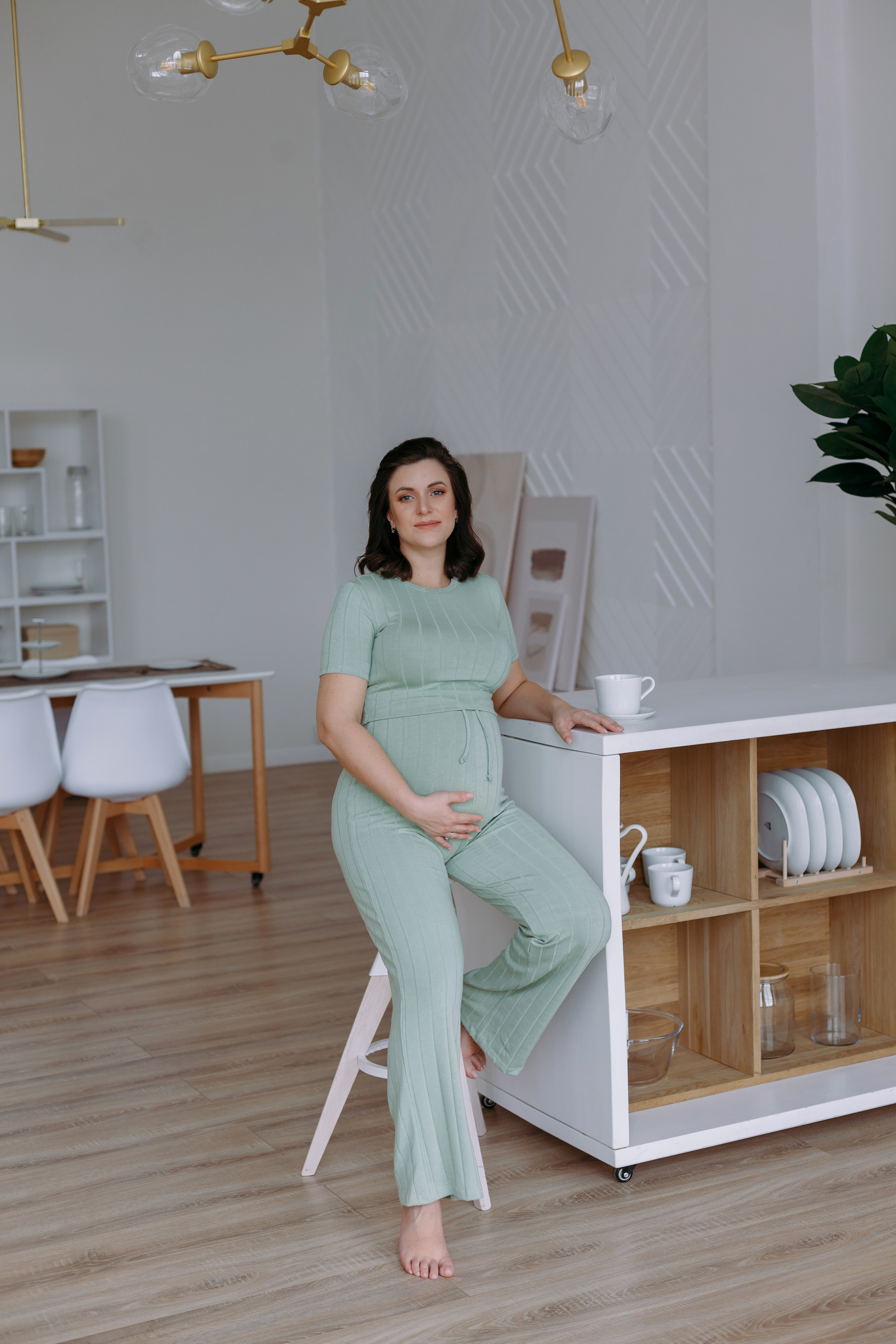 Фотосессия беременности в фотостудии Кросс. Фотограф Александра Сыщенко