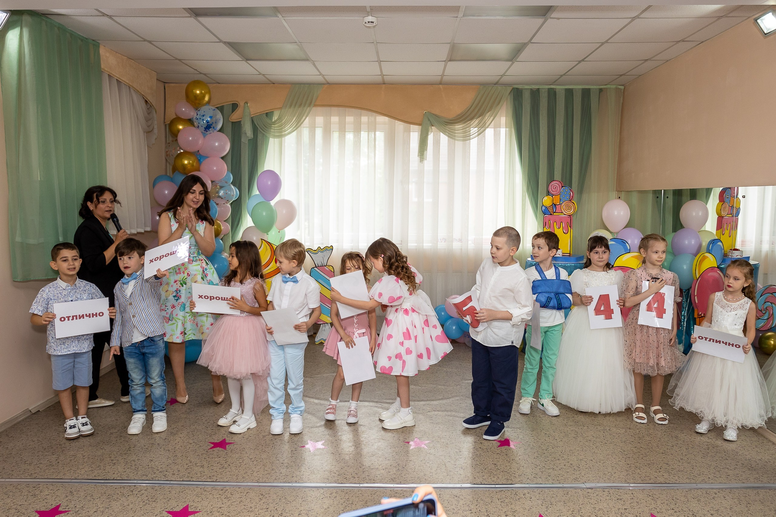 Выпускной Детский сад, 2 часа, 8000. Выпускные альбомы Майкоп, Краснодар Елена Золотарева