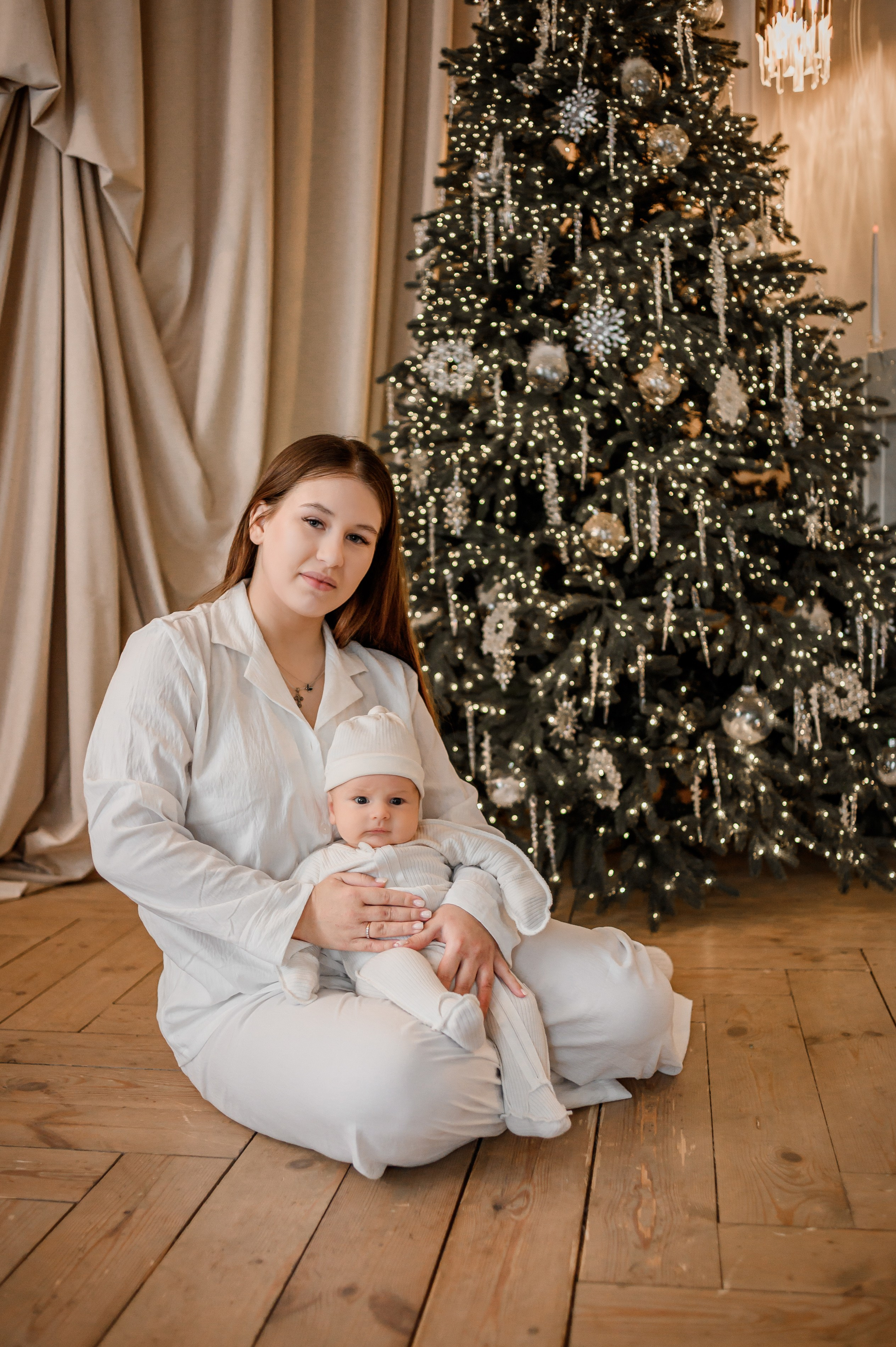 Детский и семейный фотограф в Рязани Валя Лялина. Фотограф новорождённых в Рязани, фотосъемка выписки из роддома, крещен