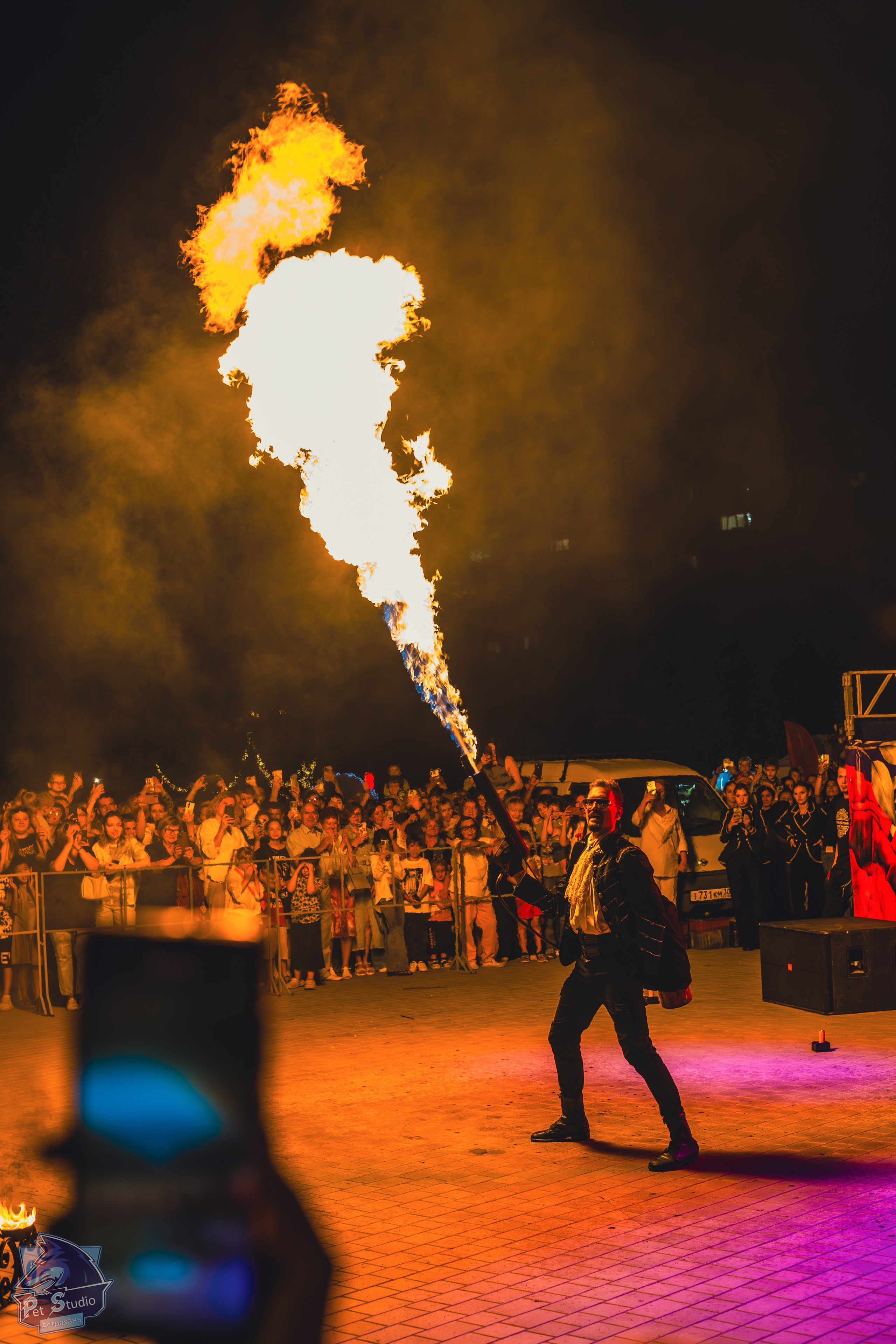 Репортаж «Огни Каспия». Фотограф Марк Файзулин
