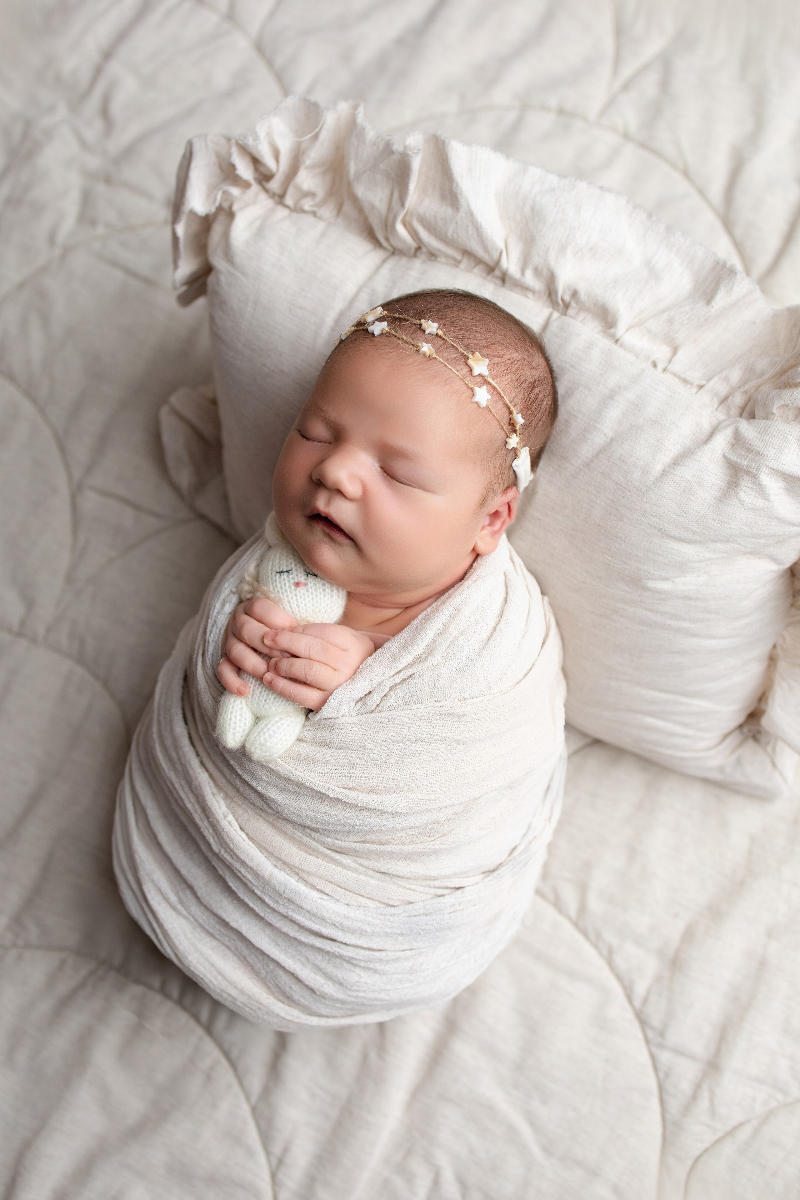 Арина 6 дней. Фотограф новорождённых Newborn Москва